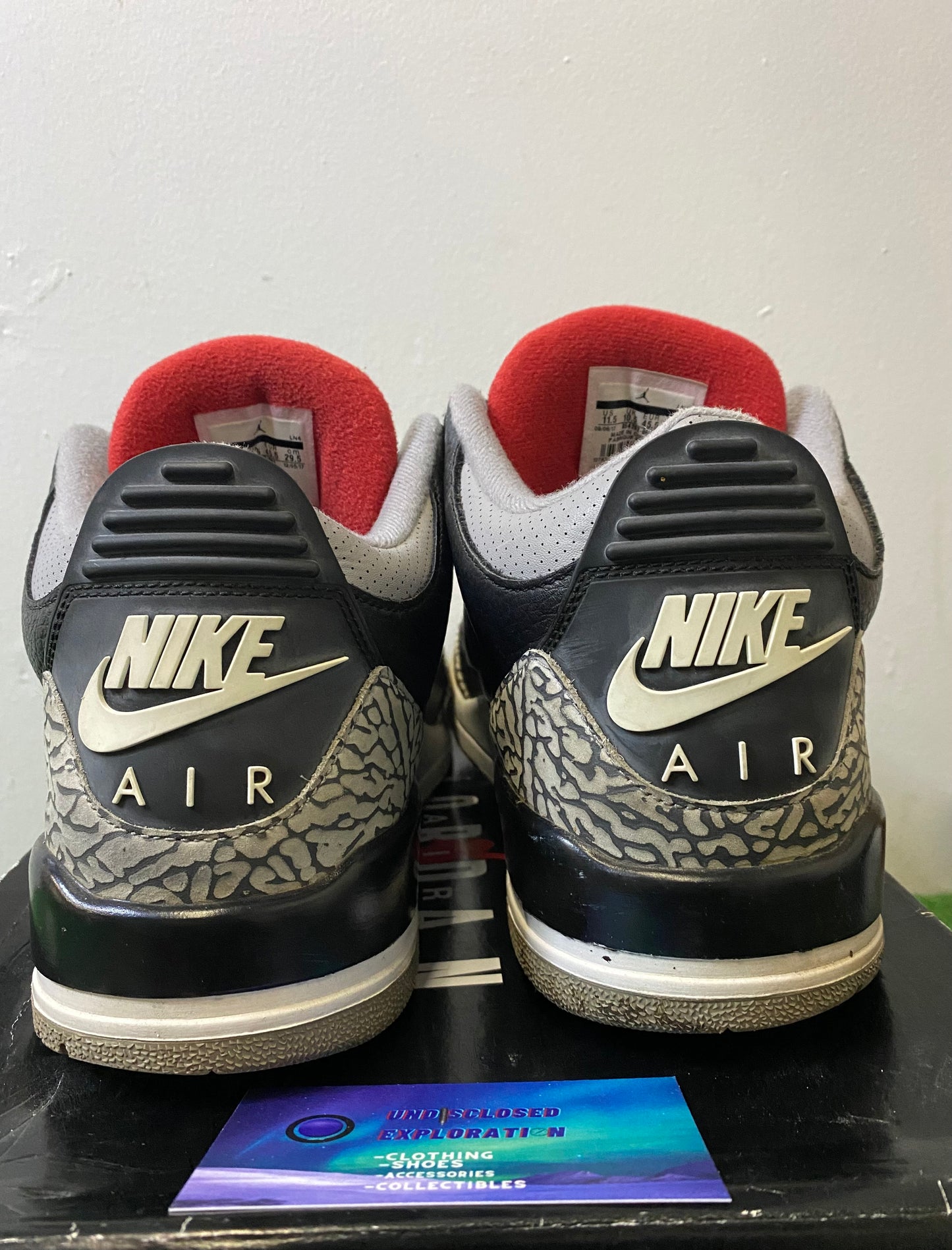 Jordan 3 Black cement 2018 size 11.5men/13women
