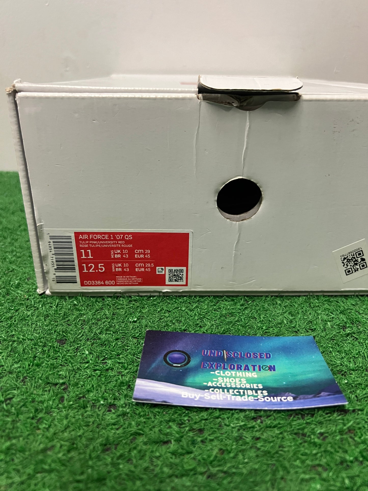 Nike Air Force 1 low Valentine’s Day love letter size 11men/12.5women