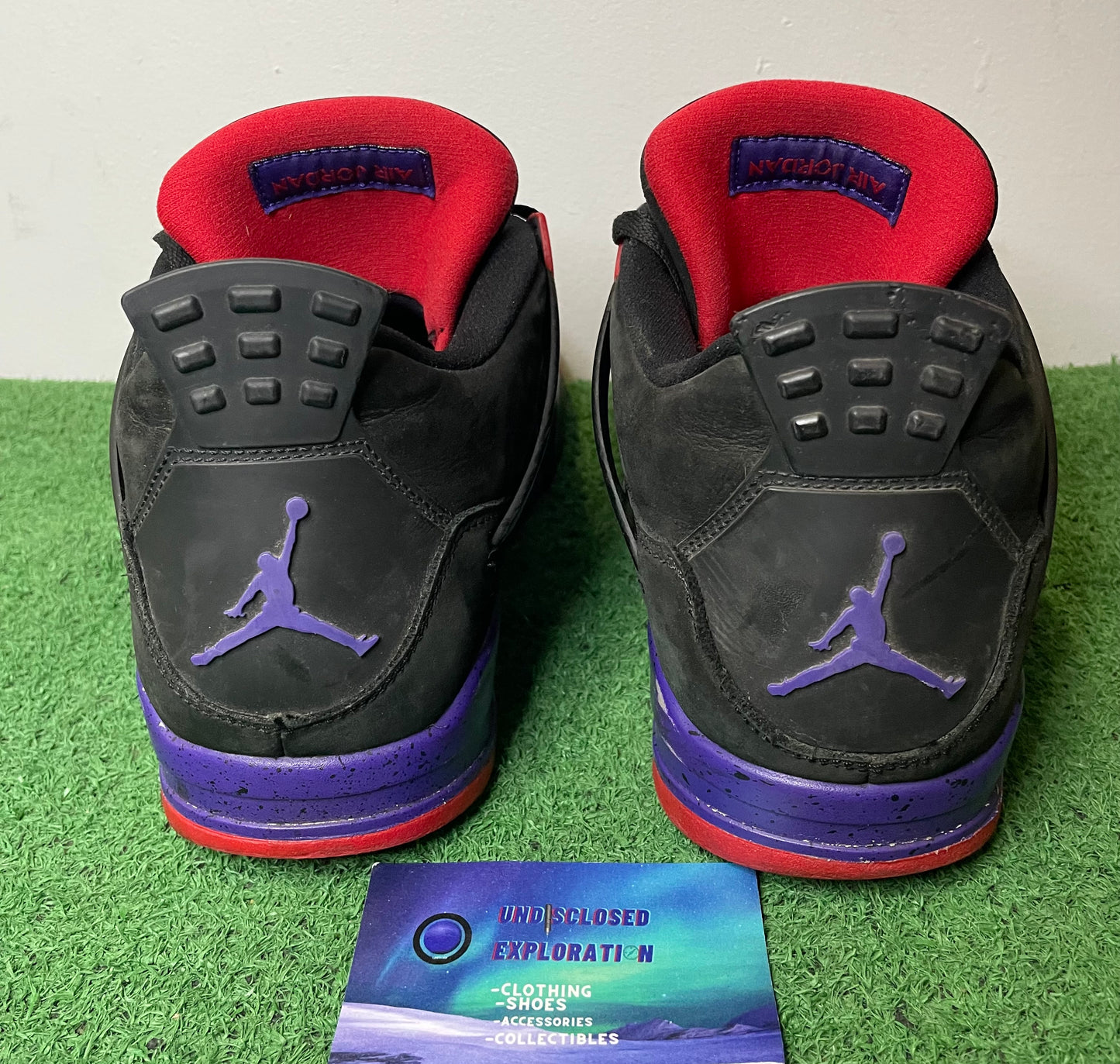 Jordan 4 raptor size 11men/12.5women