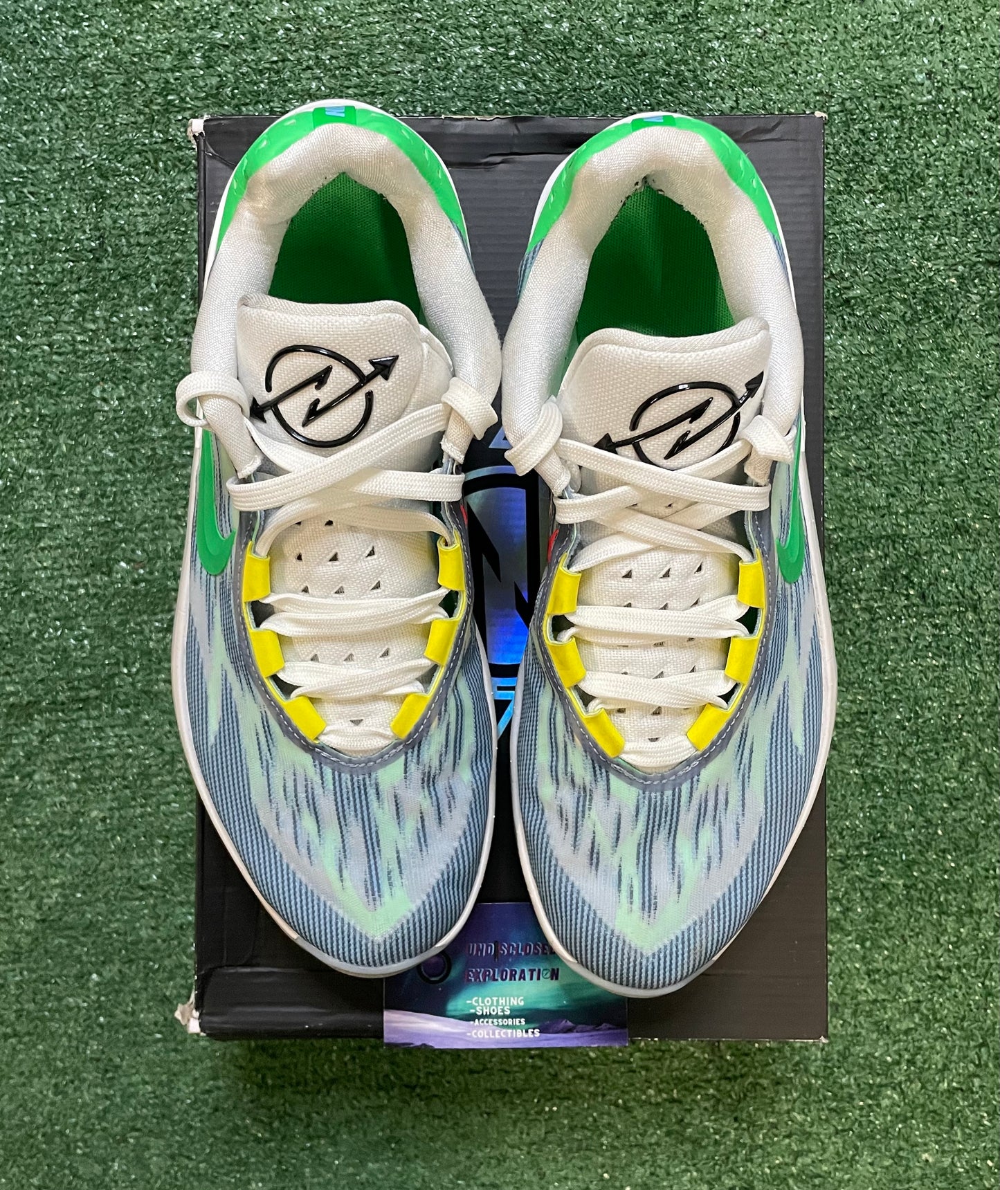 Nike Zoom Gt cut 2 leche blue green glow size 9men/10.5women