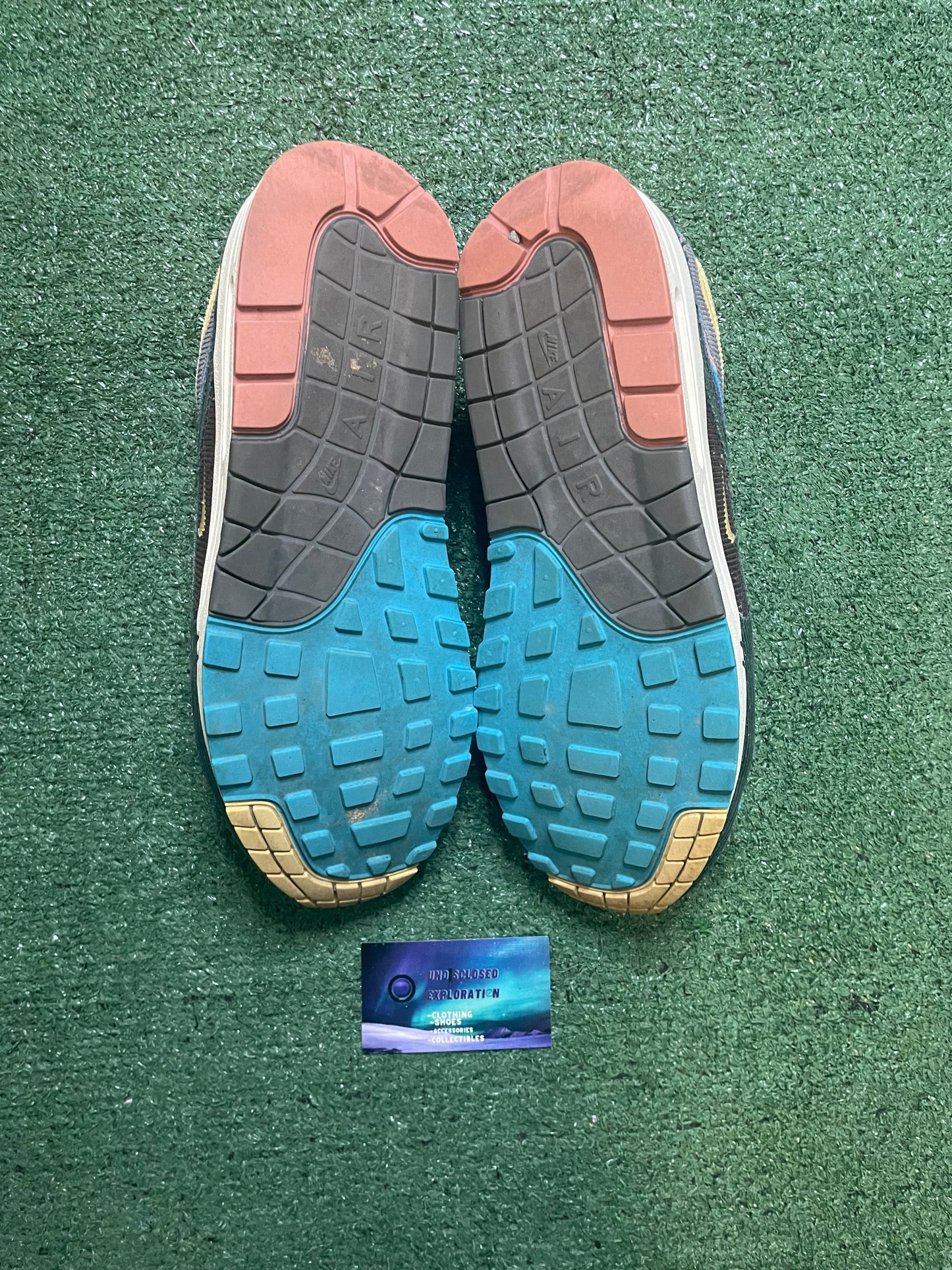 Nike air max 1/97 Sean Weatherspoon size 12.5men/14women