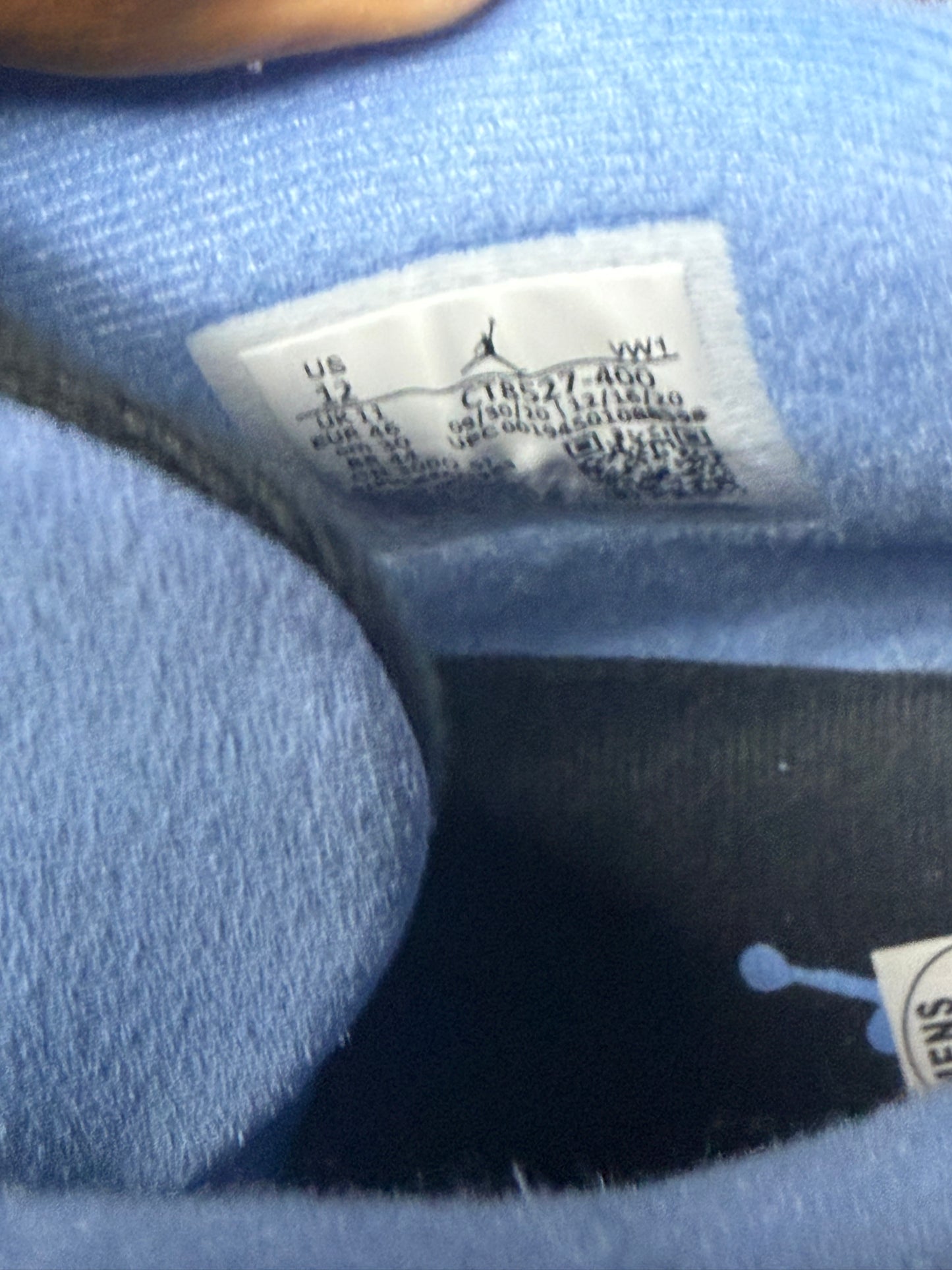 Jordan 4 University Blue