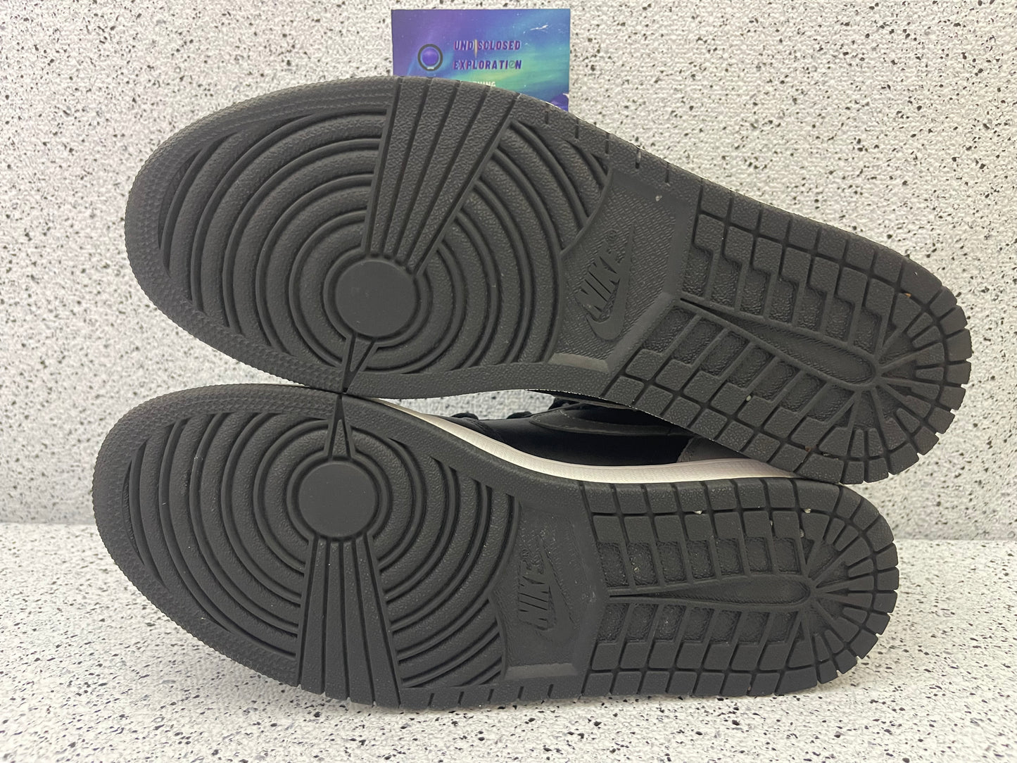 Jordan 1 Shadow 10 Men/11.5 Women “Preowned”