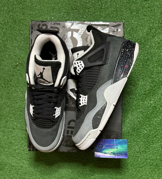 Jordan 4 Fear 10 Men/11.5 Women “Preowned”