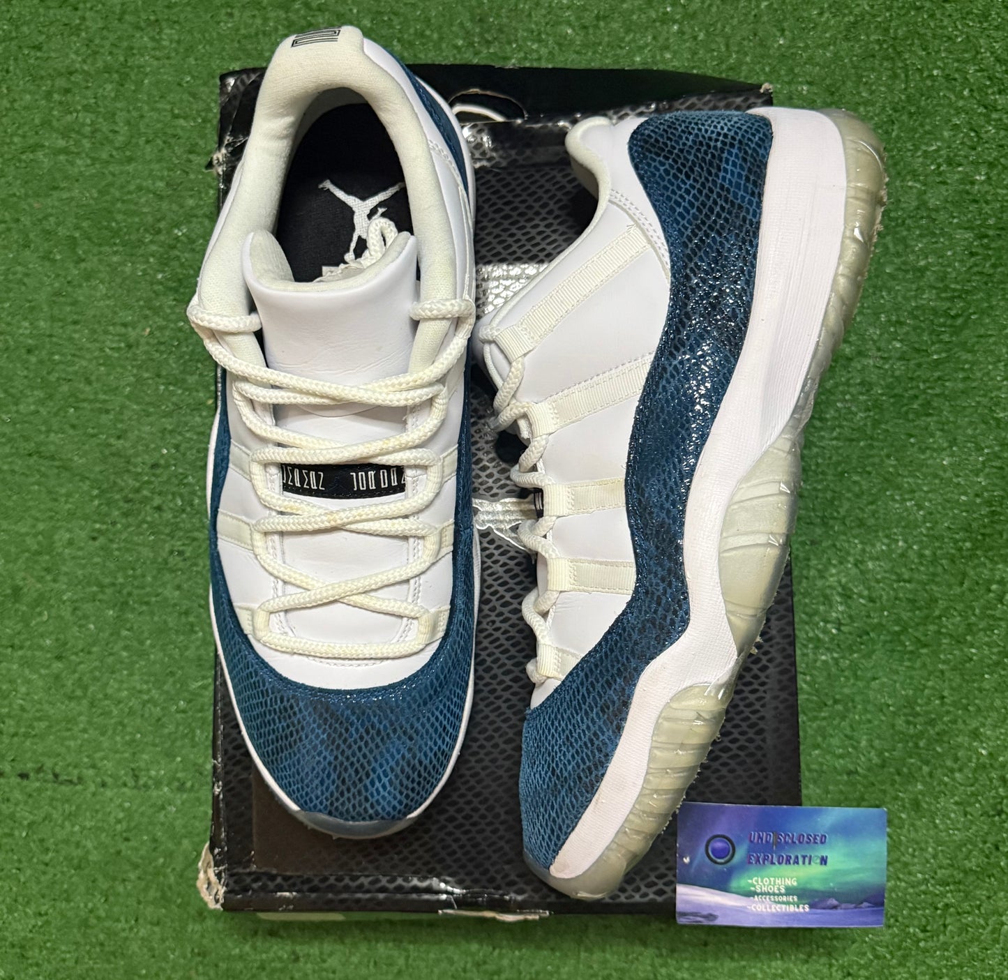 Jordan 11 Low Snakeskin Navy 12 Men/13.5 Women “Preowned”