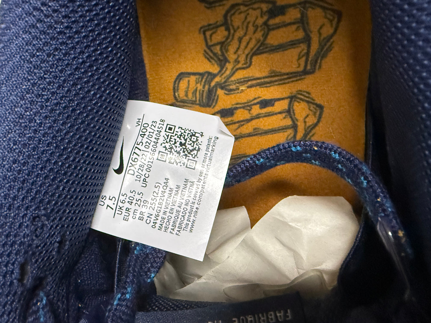 Nike Dunk Low 90s Backpack 7.5 Men/9 Women “Preowned”