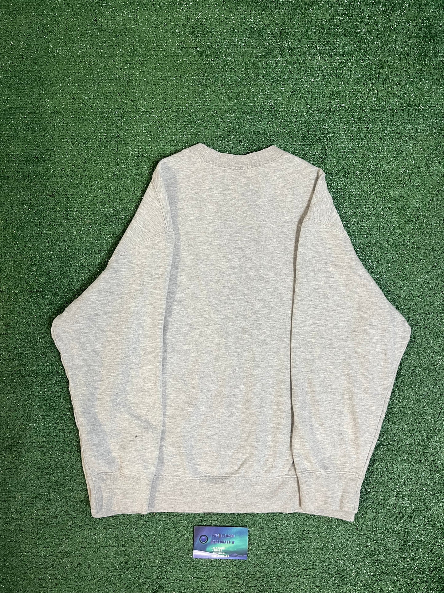 Vintage 1990s grey Nike swoosh crewneck