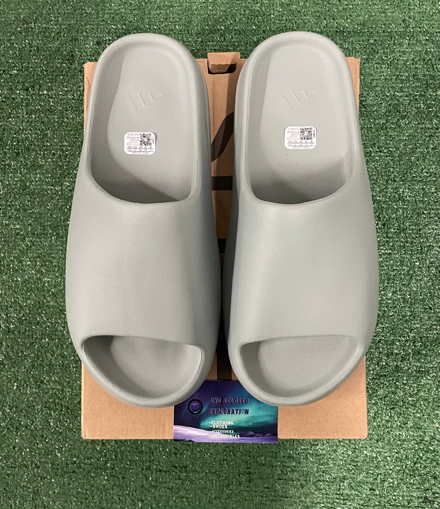 Adidas Yeezy slide salt