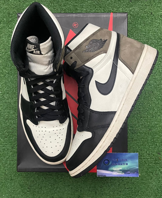 Jordan 1 Mocha 10.5 Men/12 Women “Preowned”