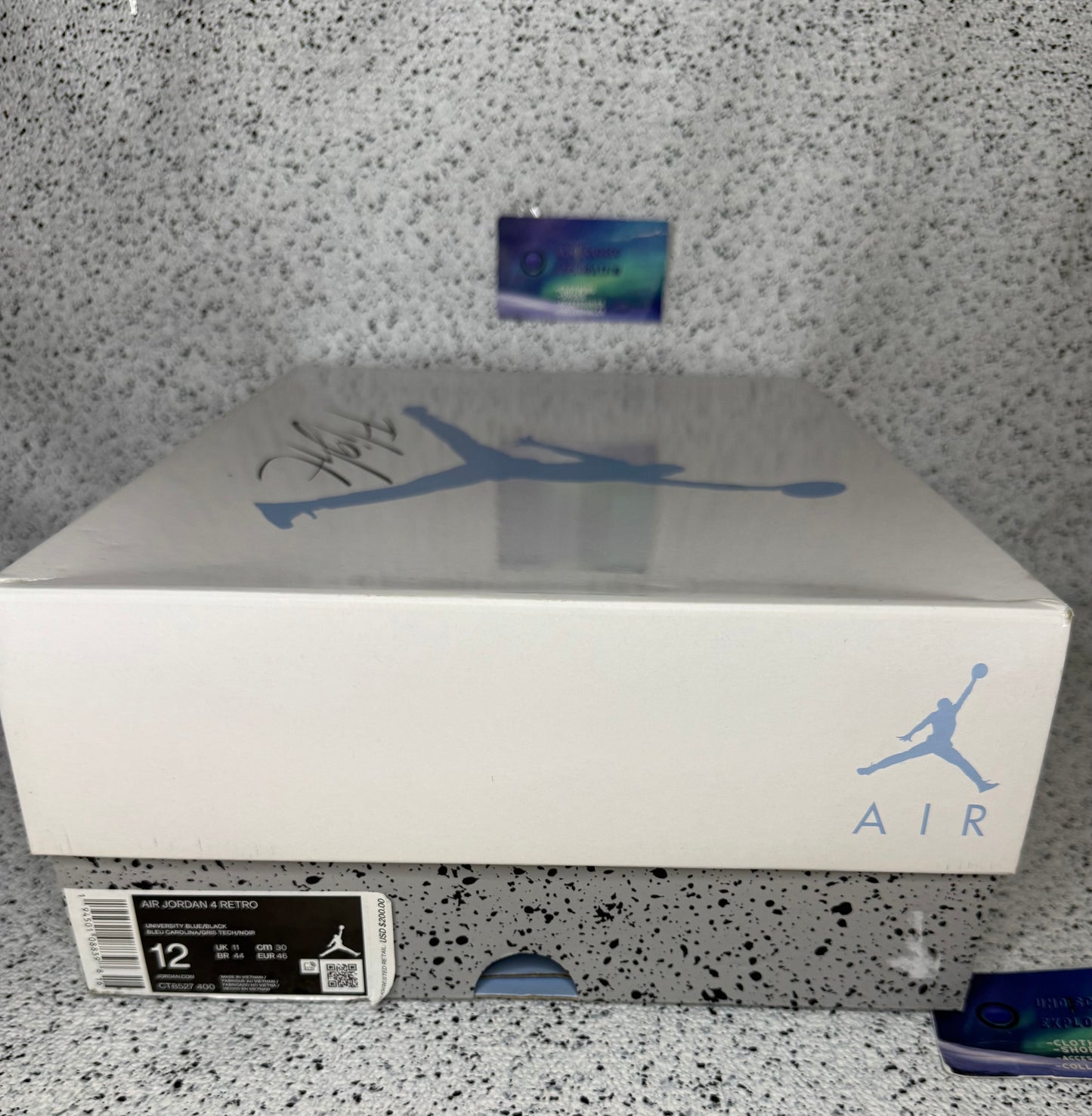 Jordan 4 University Blue