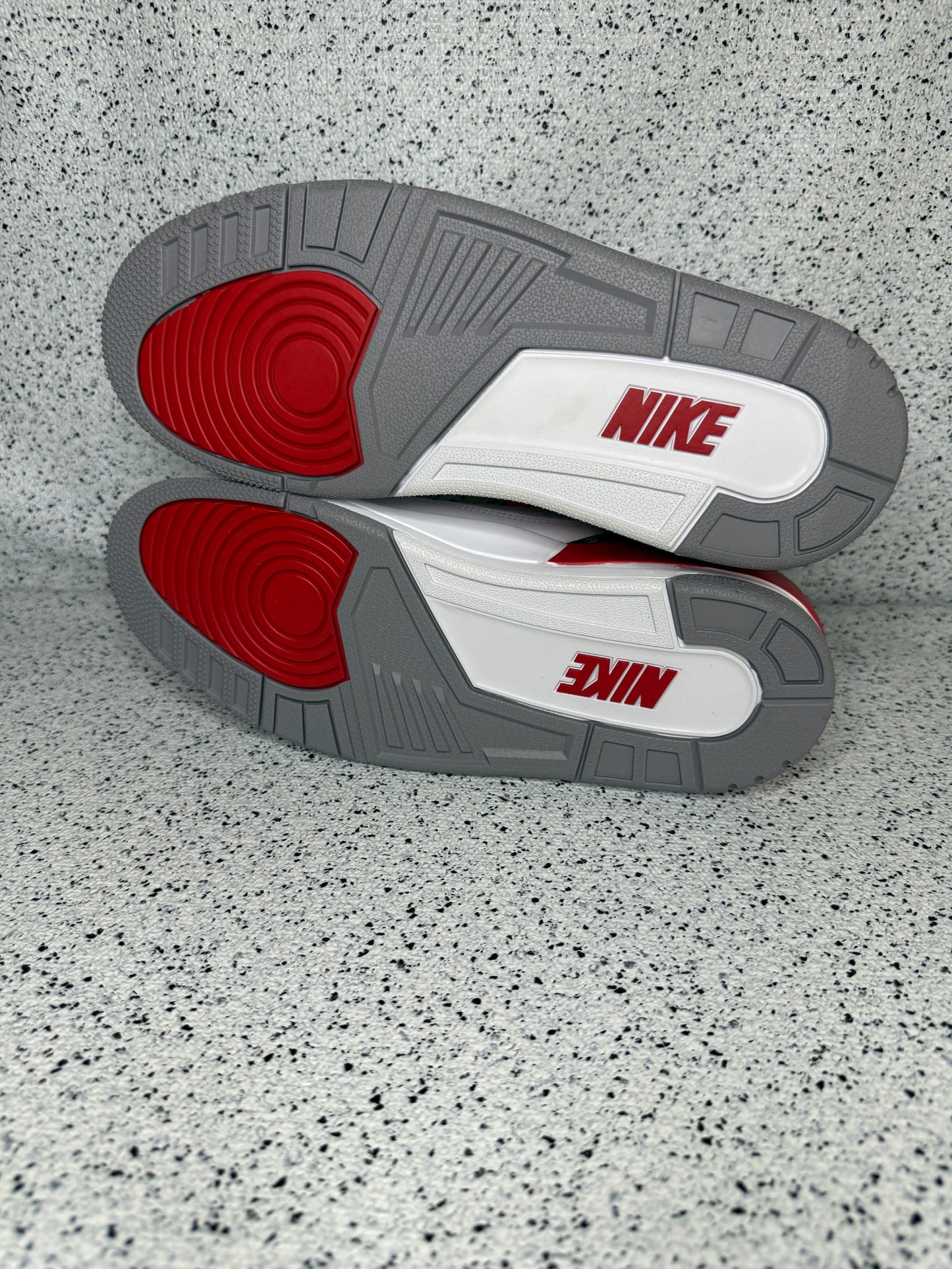 Jordan 3 Fire Red