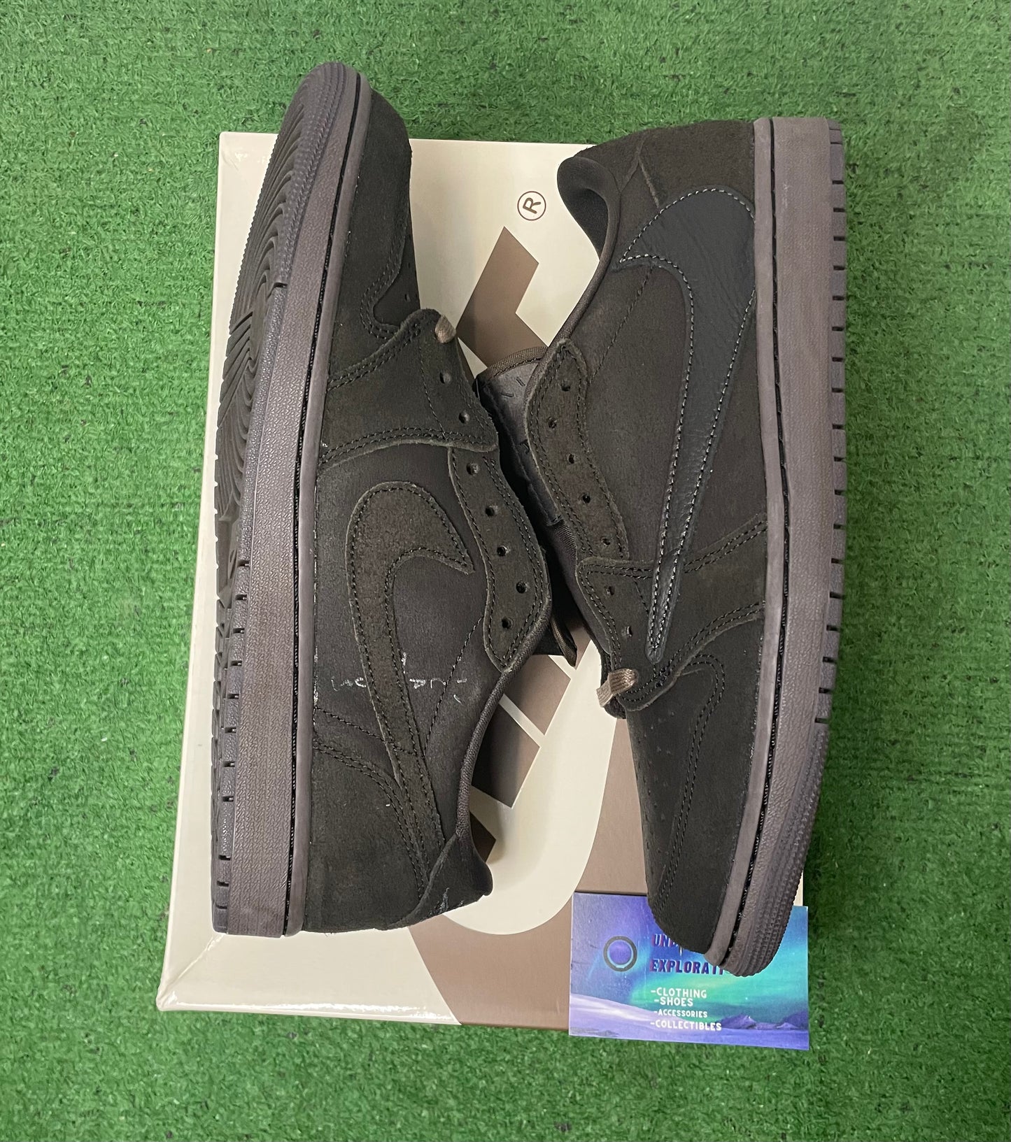 Jordan 1 low Travis Scott Velvet