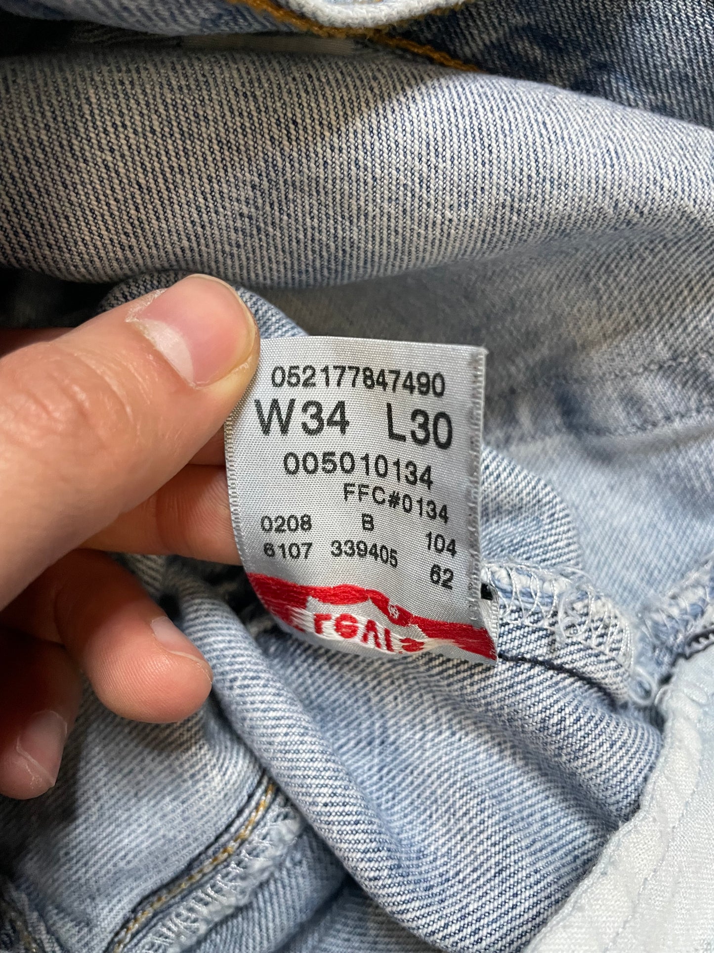 Vintage 1990s Levi light wash jeans