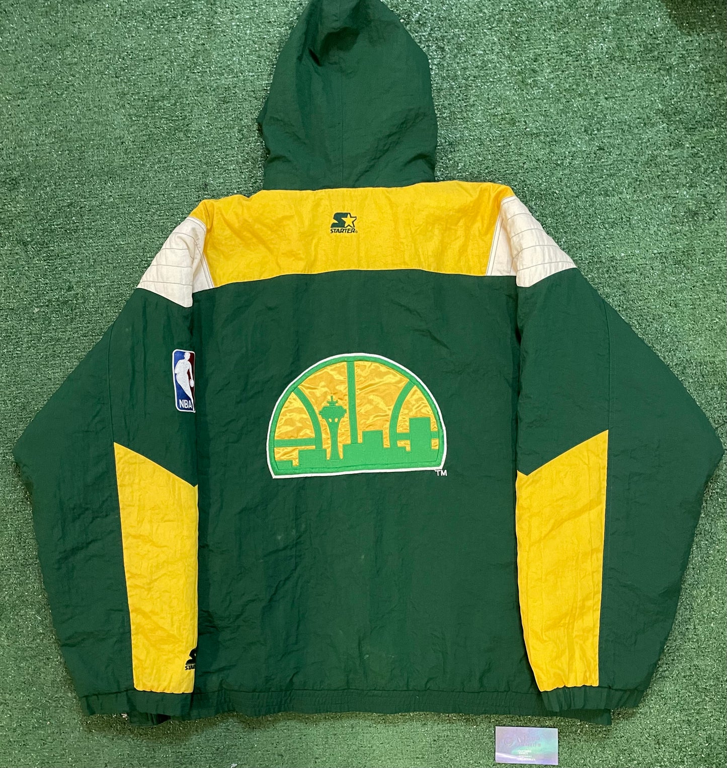 Vintage 1990s Seattle Supersonics starter jacket