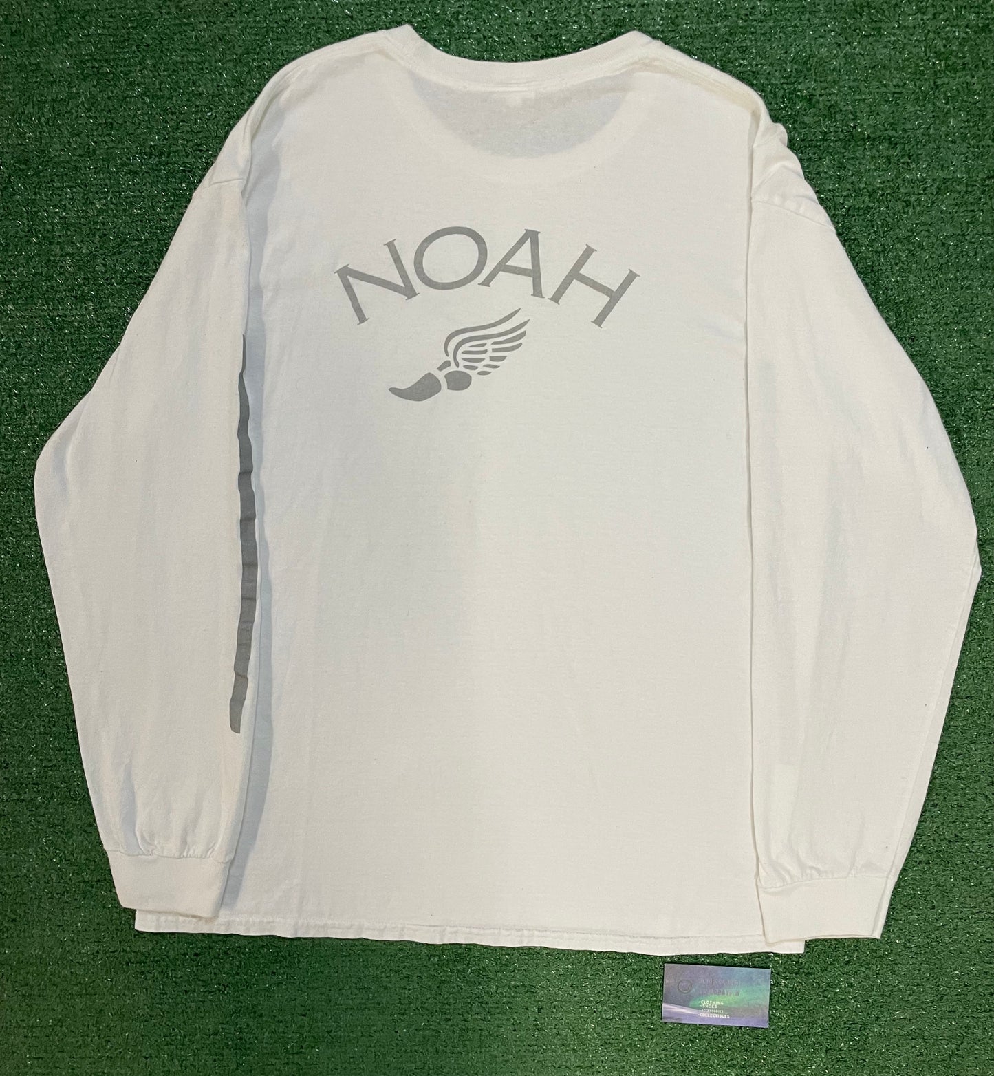 Noah white longsleeve tee