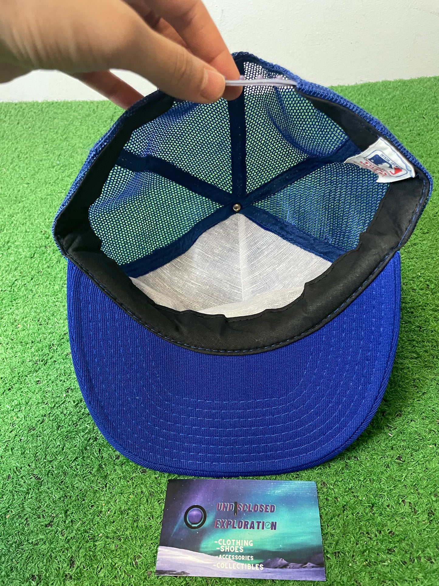 Vintage 1990s Seattle mariners trident logo mesh hat