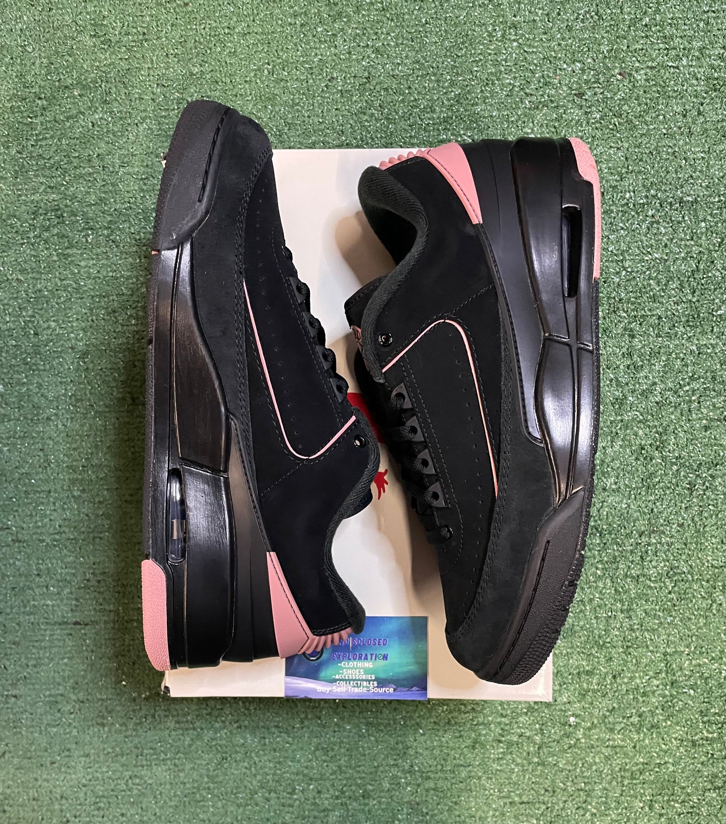 Jordan 2/3 black rust pink