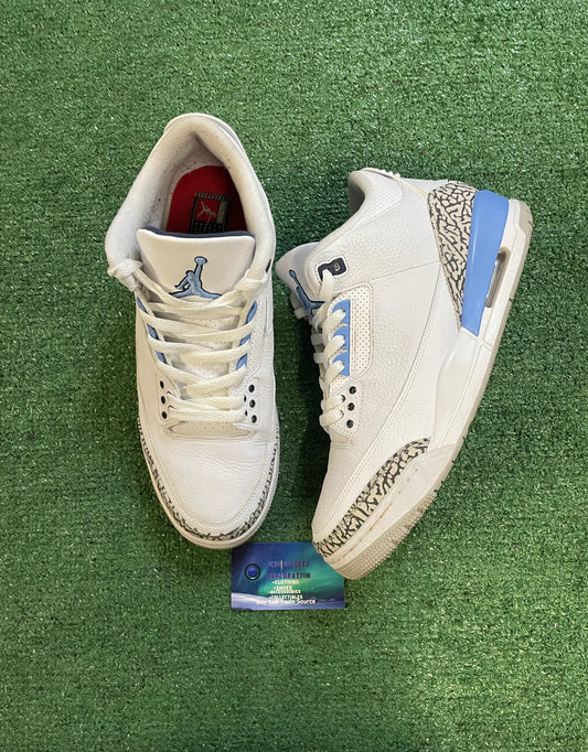 Air Jordan 3 UNC size 10.5men/12women