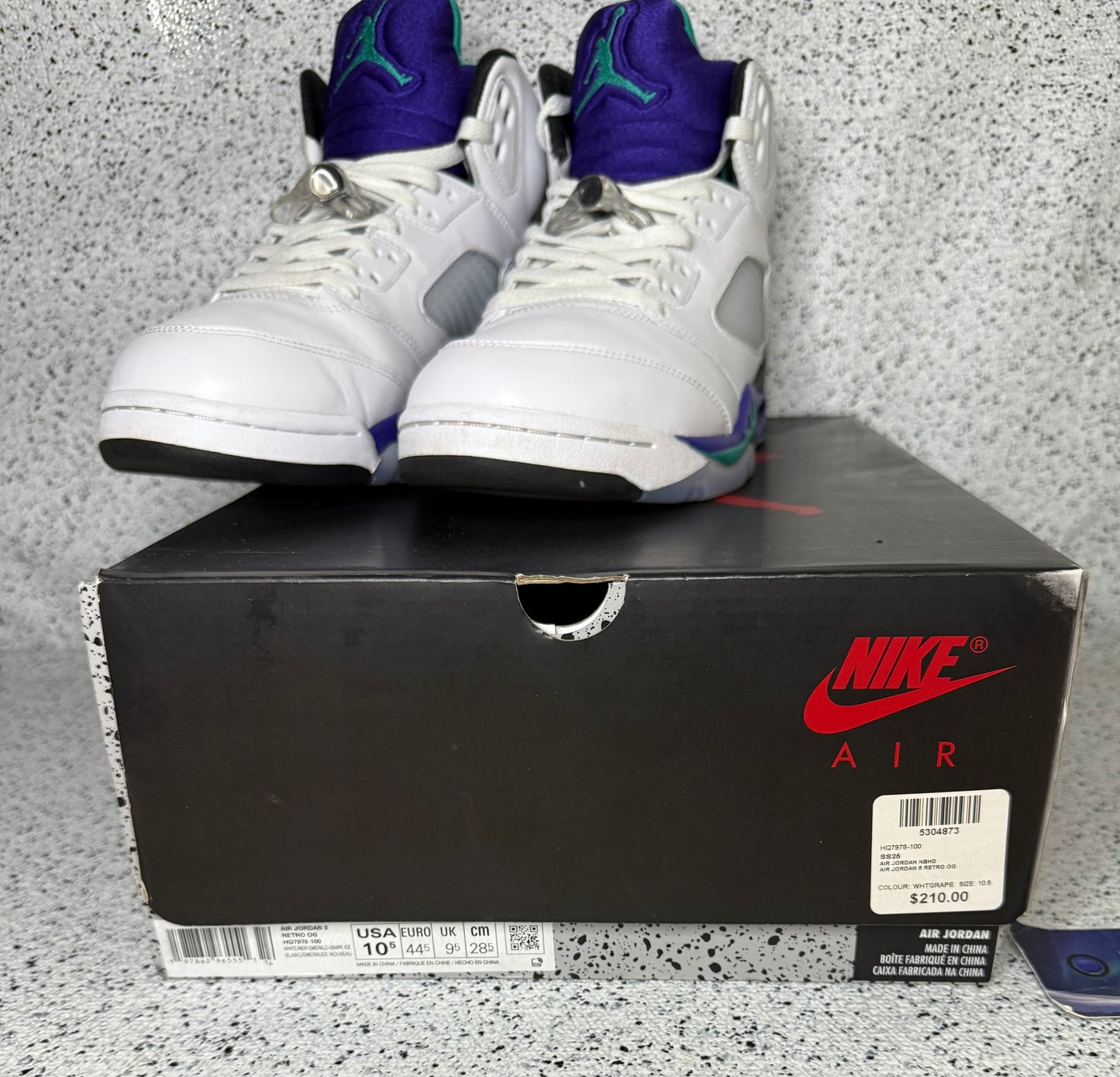 Jordan 5 Grape 10.5 Men/12 Women “Preowned”