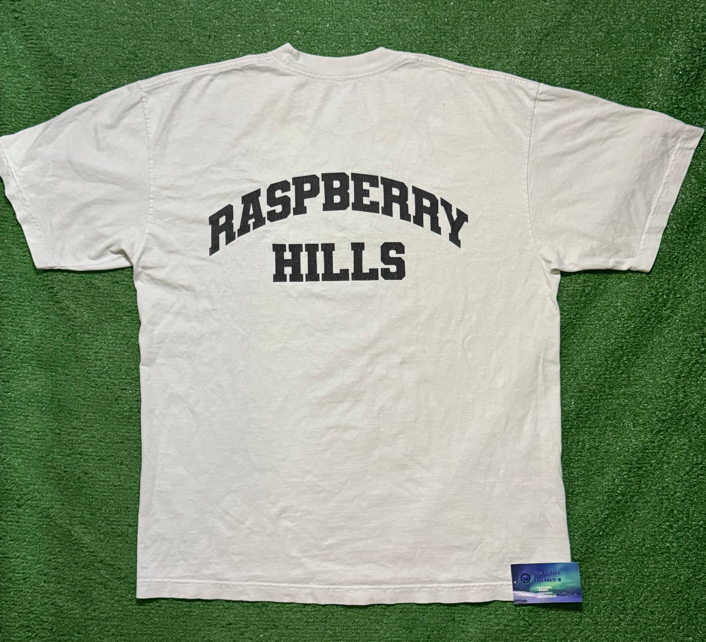 GV Gallery Raspberry Hills Shirt