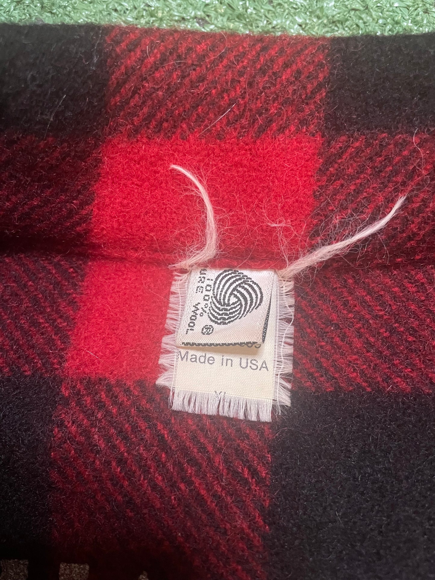 Vintage Shaman Outfitters wool red plaid jacket