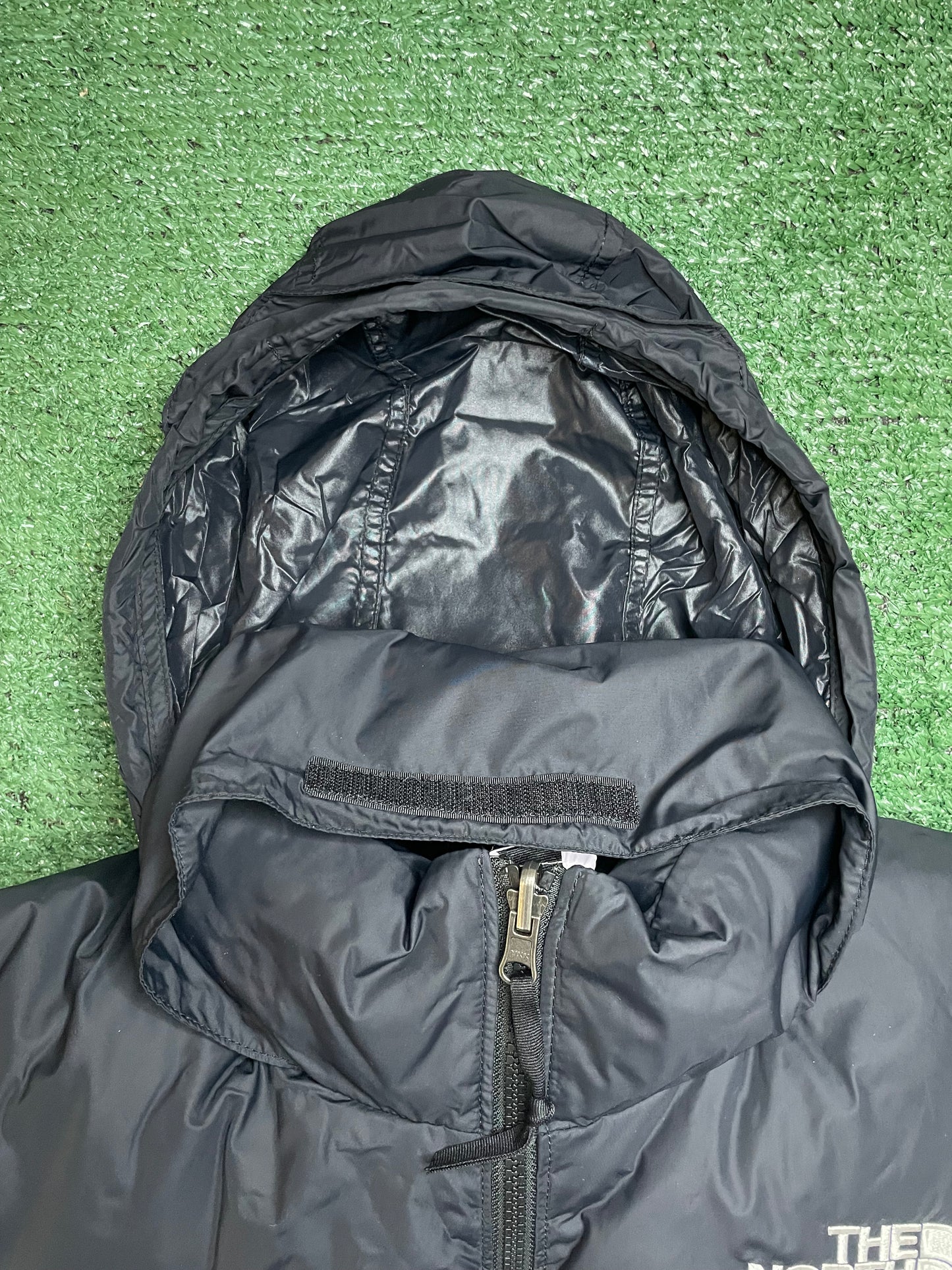 North face nuptse 700 lavender fog