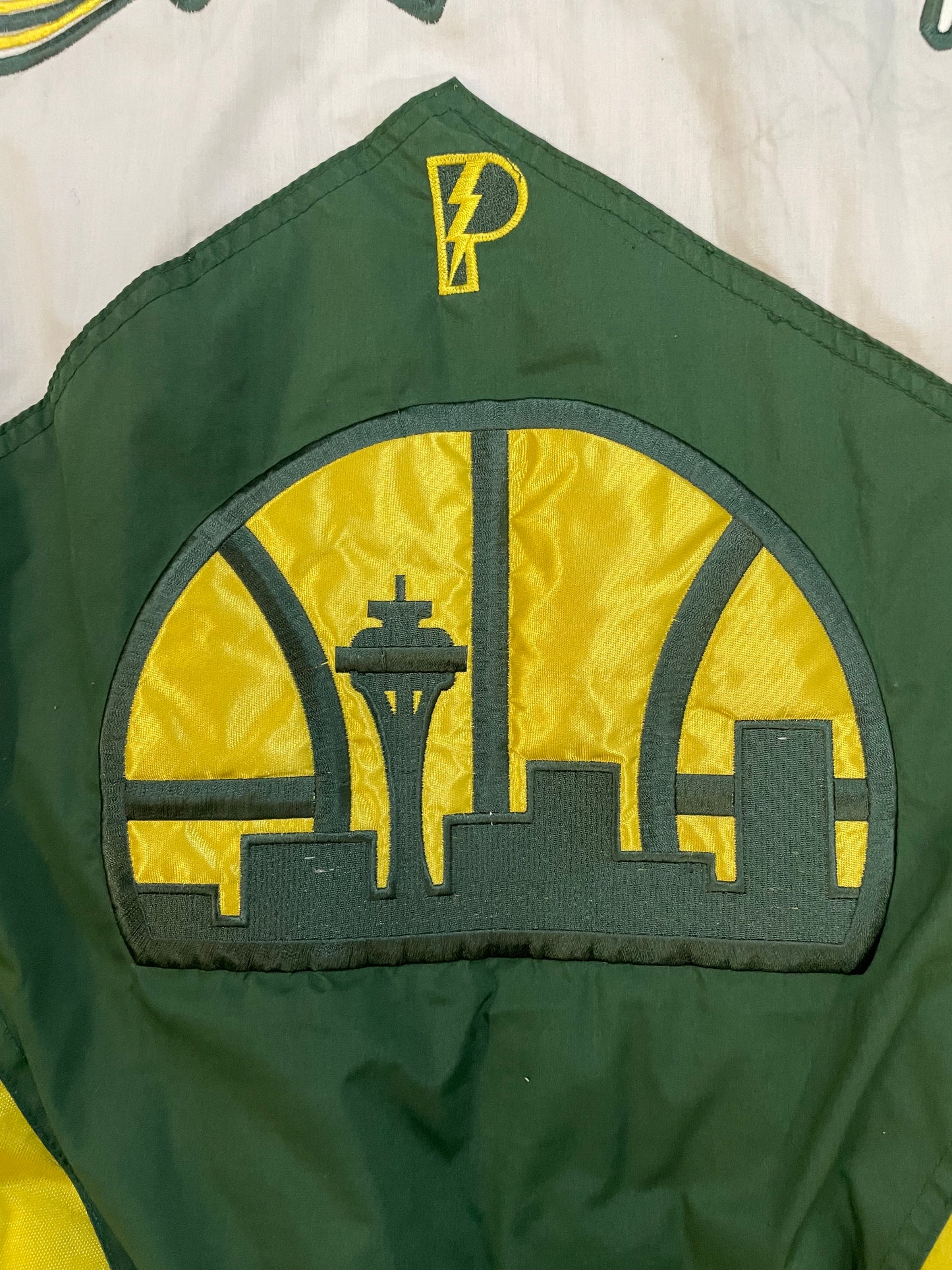 Vintage 1990s Seattle SuperSonics jacket