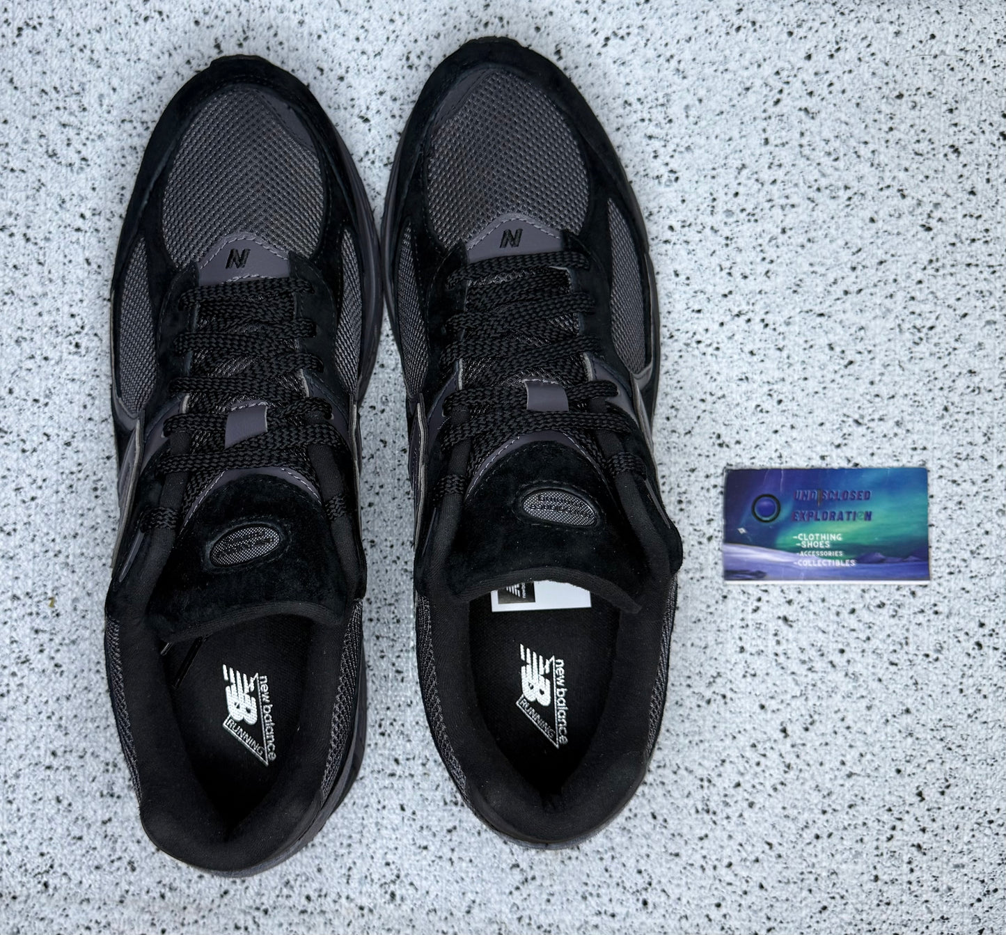 New Balance 2002r Black Grey