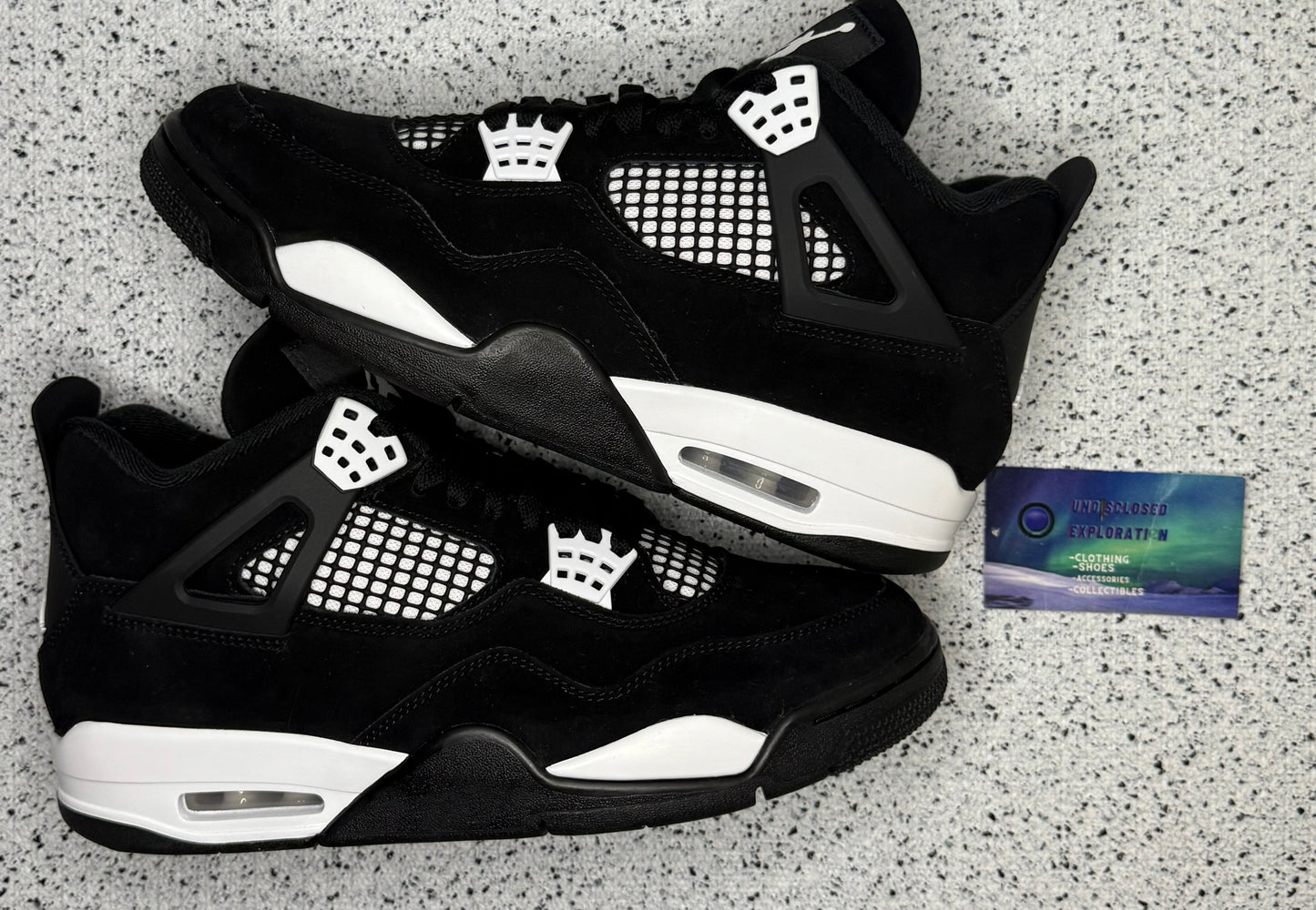 Jordan 4 White Thunder 9.5 Men/11 Women “Preowned”