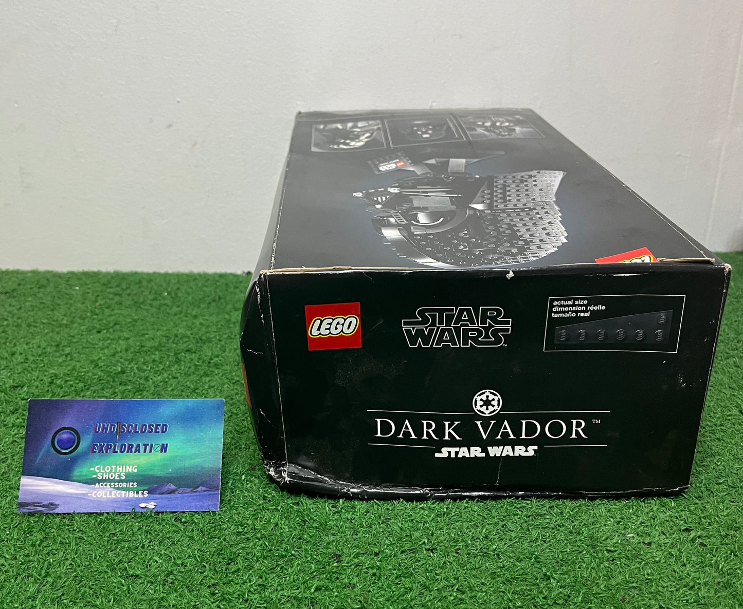 Lego Darth Vader helmet 75304