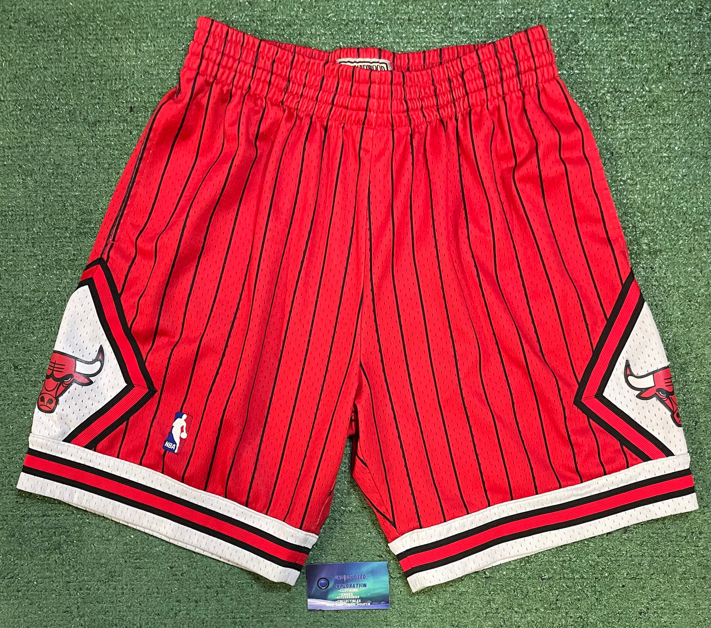 Chicago Bulls Mitchell & ness pinstripe shorts
