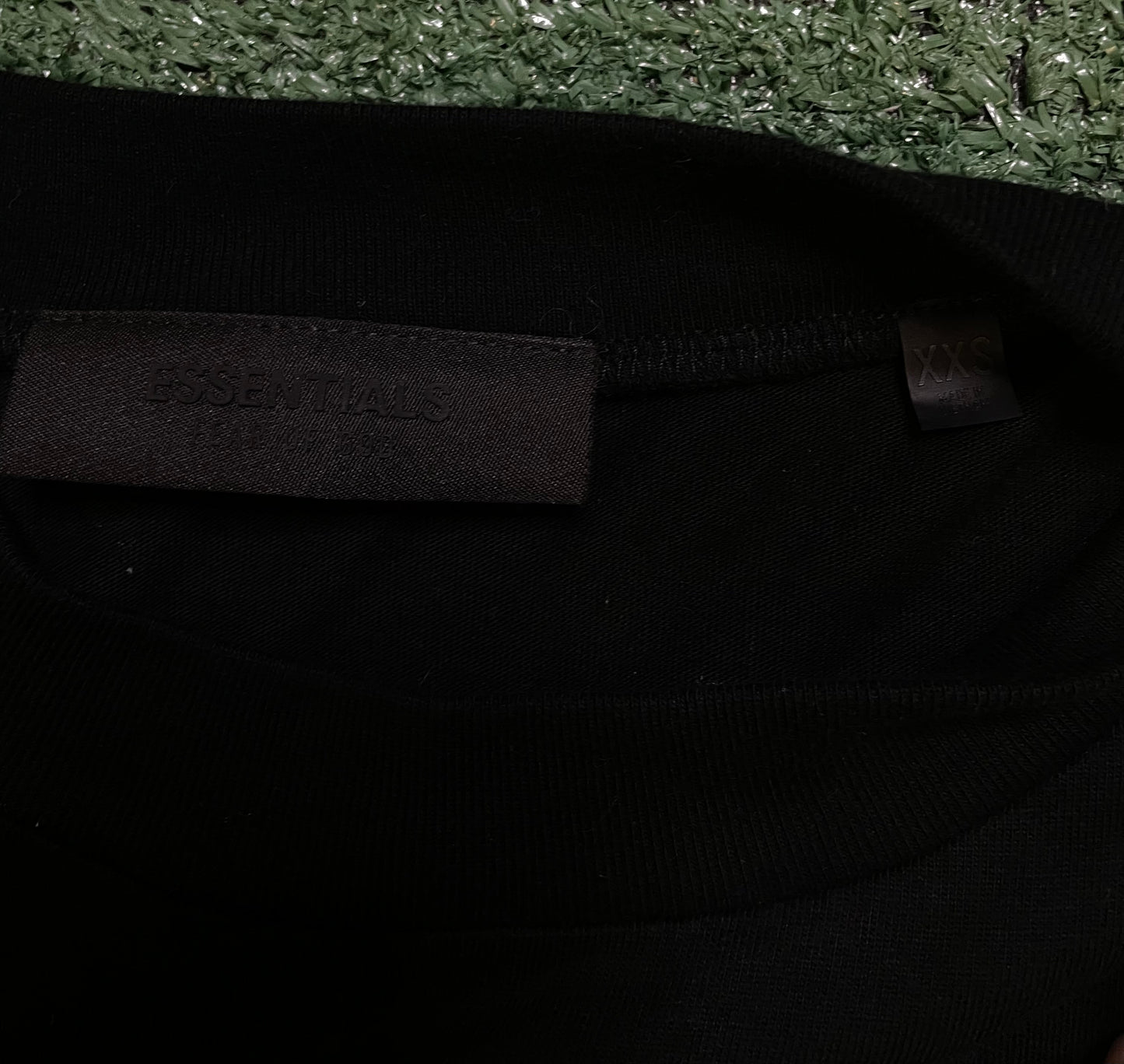 Fear of god Essentials jet black tee