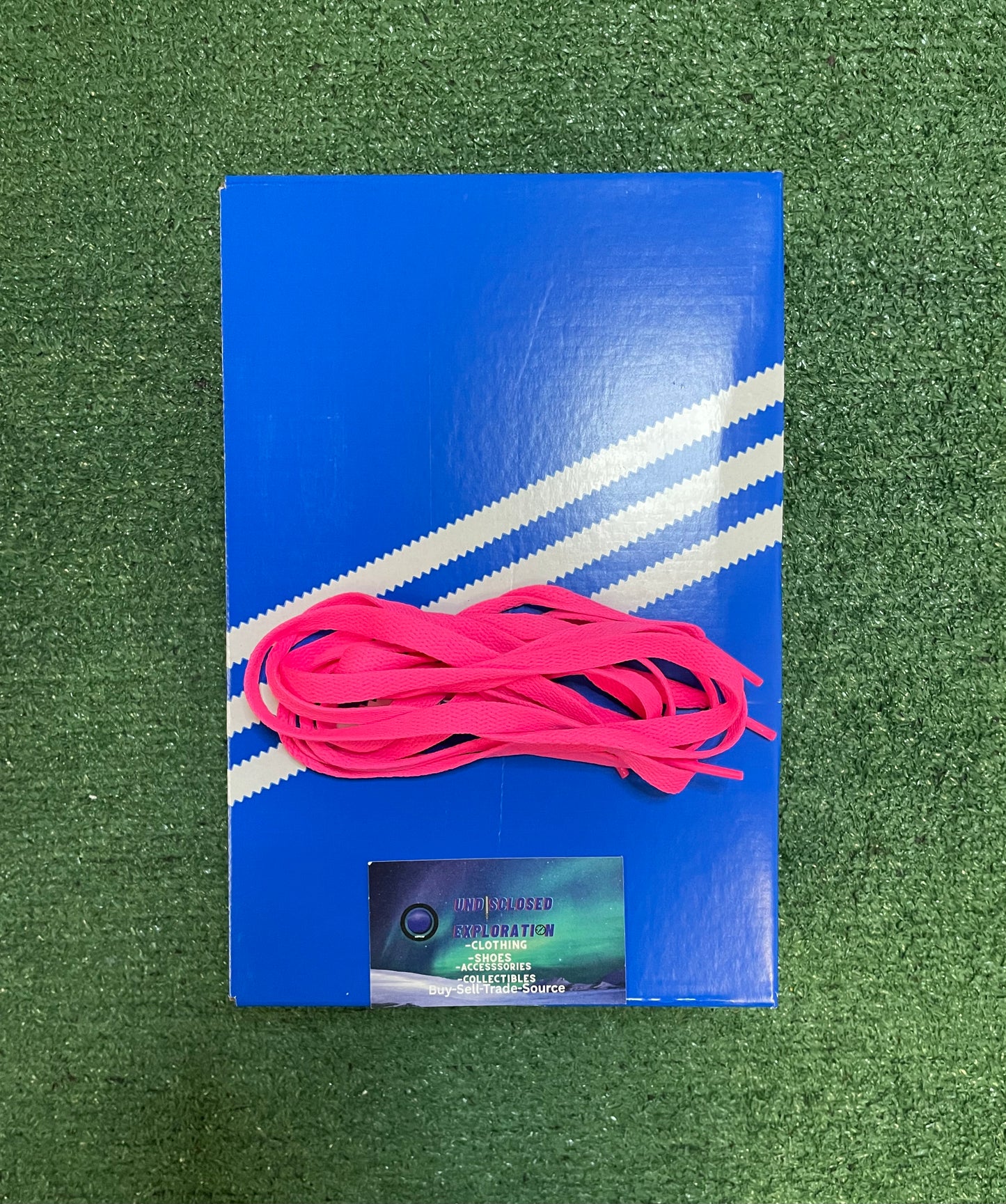 Adidas Superstar black and pink