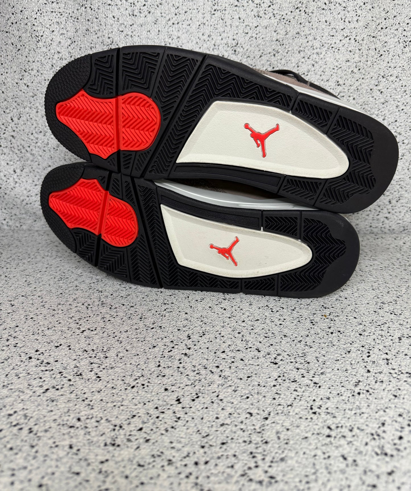 Jordan 4 Taupe Haze 13 Men/14.5 Women “Preowned”