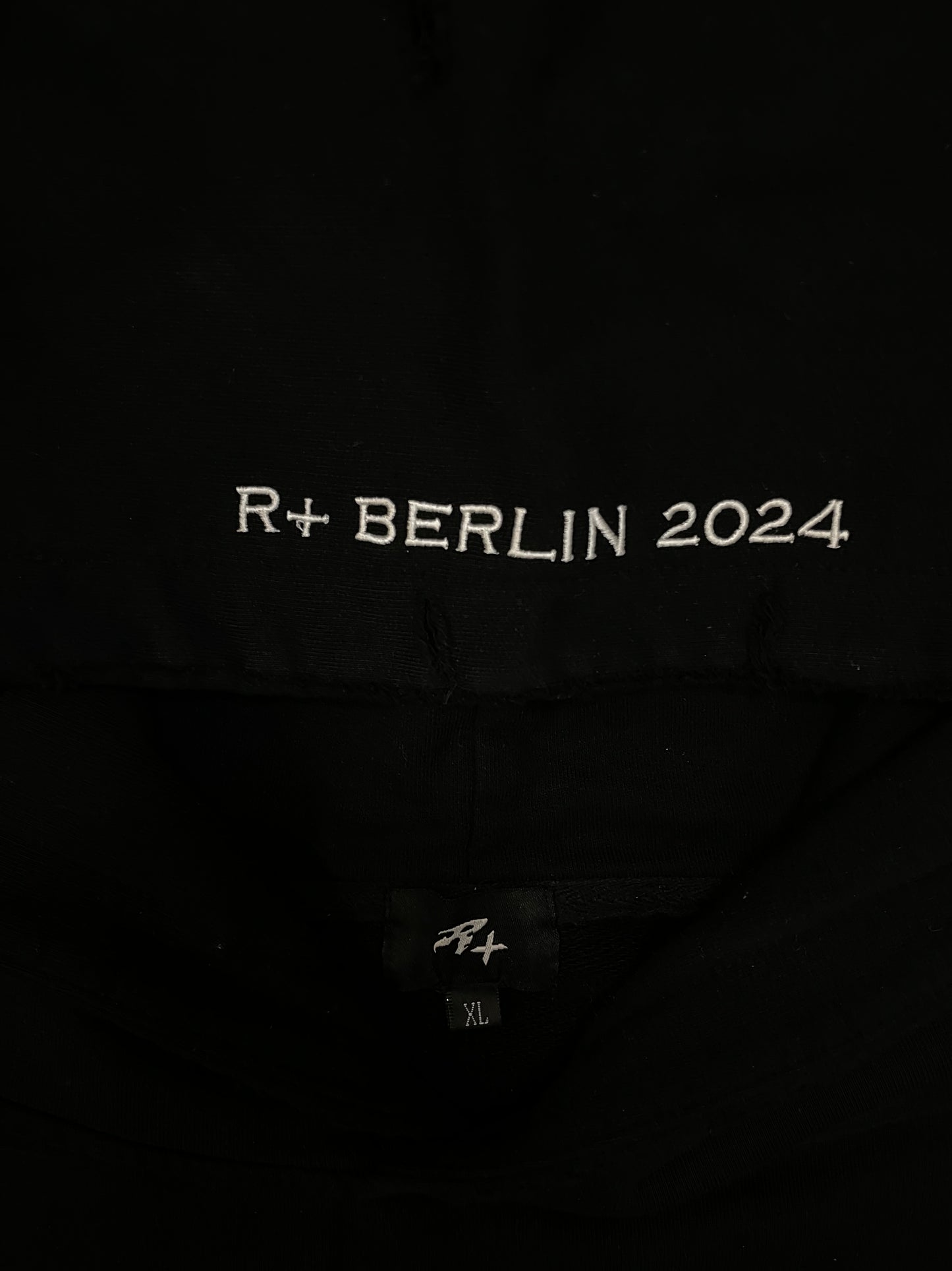 Ravemore Berlin USB hoodie