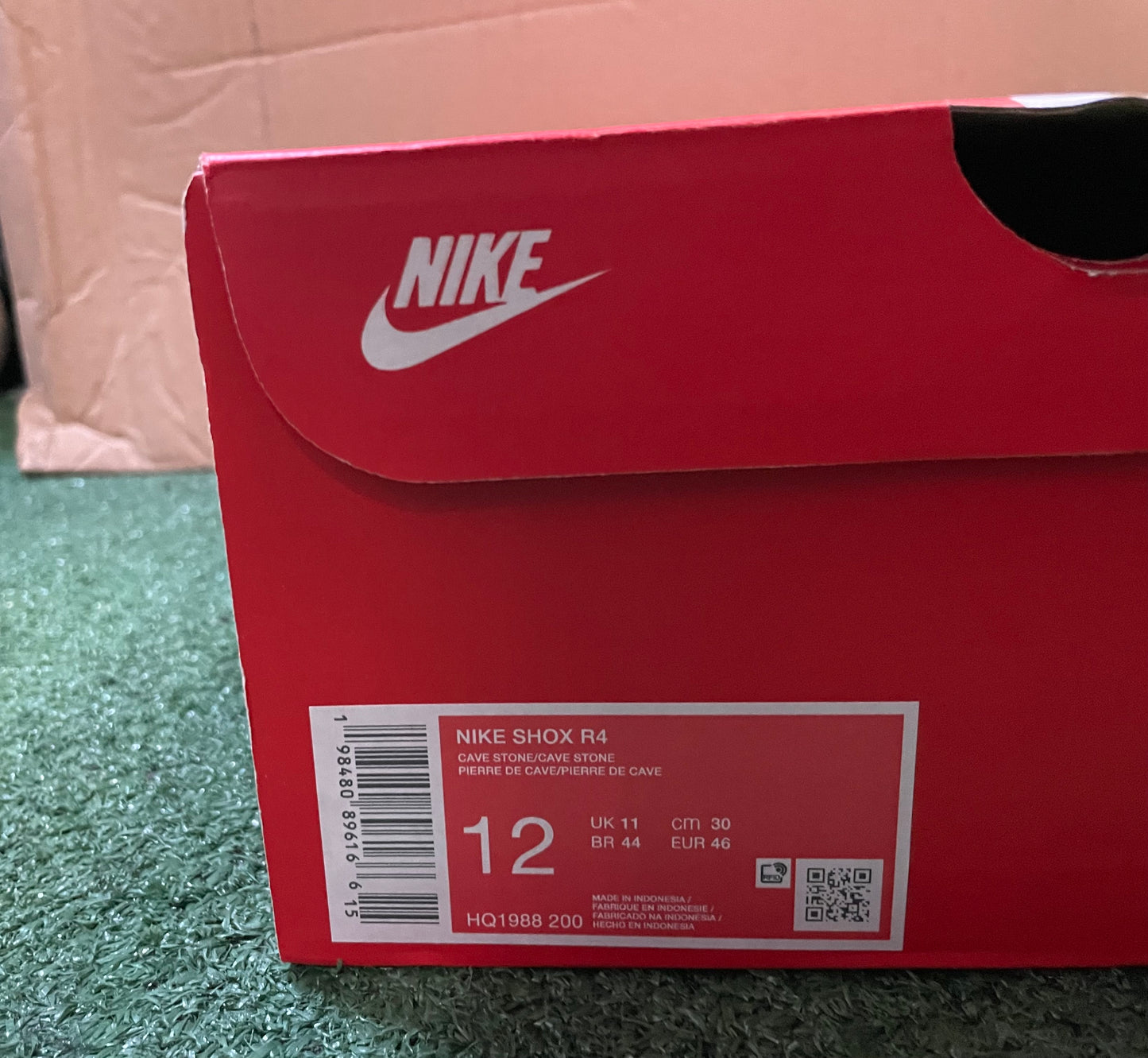 Nike Shox R4 Cavestone