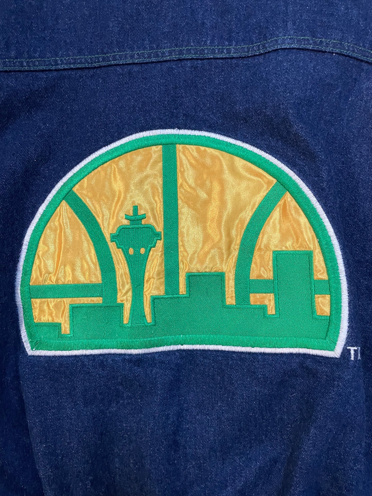 Vintage 1990s Seattle supersonics denim jacket