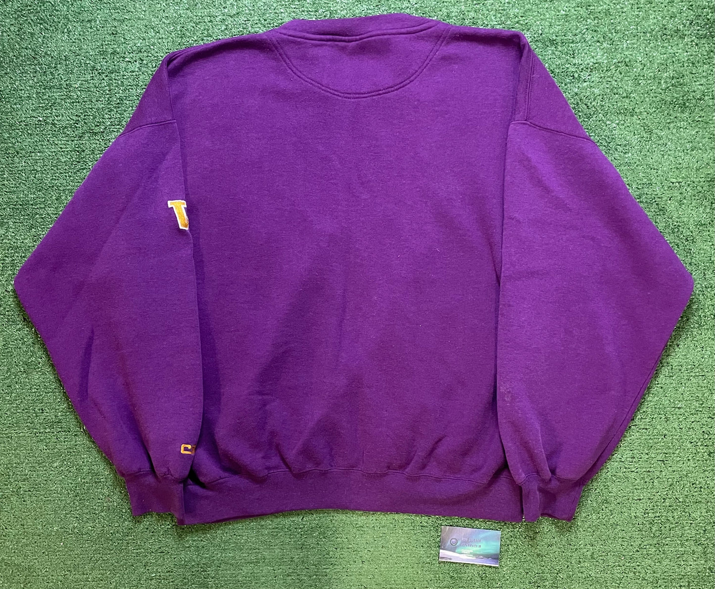 Vintage 1990s UW Washington Huskies embroidered crewneck