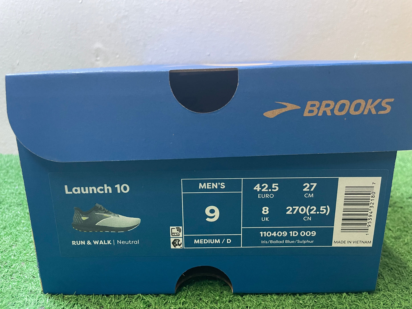 Brooks launch 10 iris ballad blue