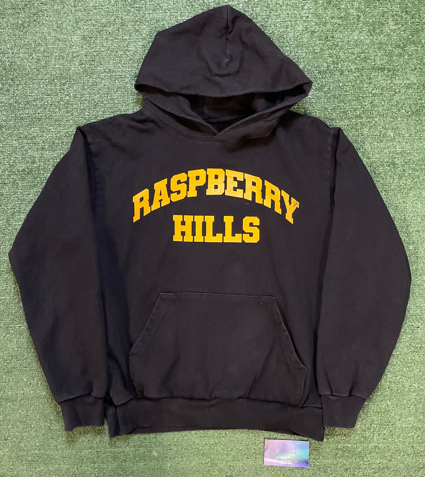 Gv Gallery Raspberry hills black hoodie
