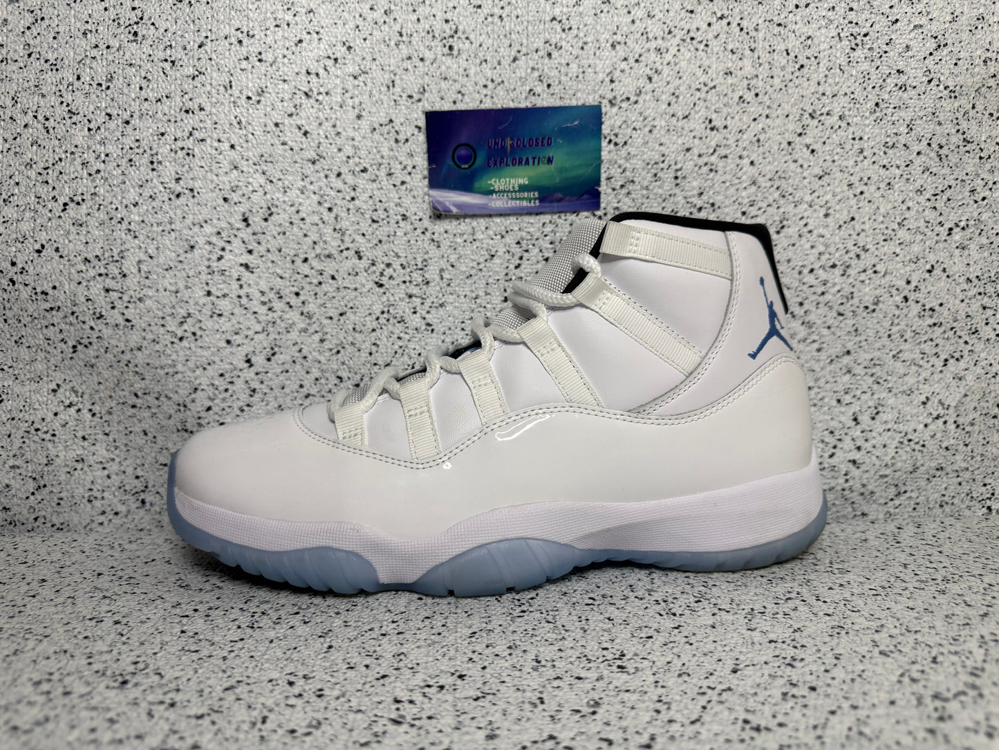 Jordan 11 Legend Blue 9.5 Men/11 Women “Preowned”