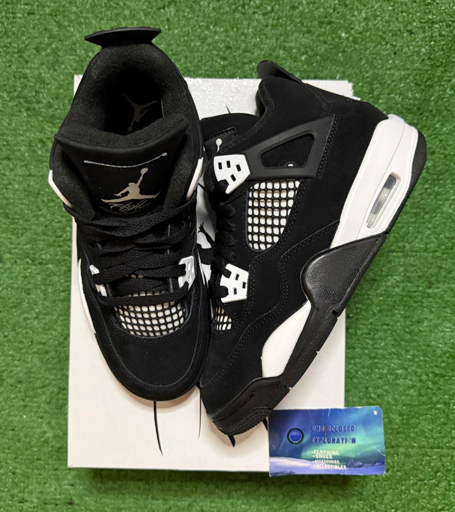 Jordan 4 Thunder