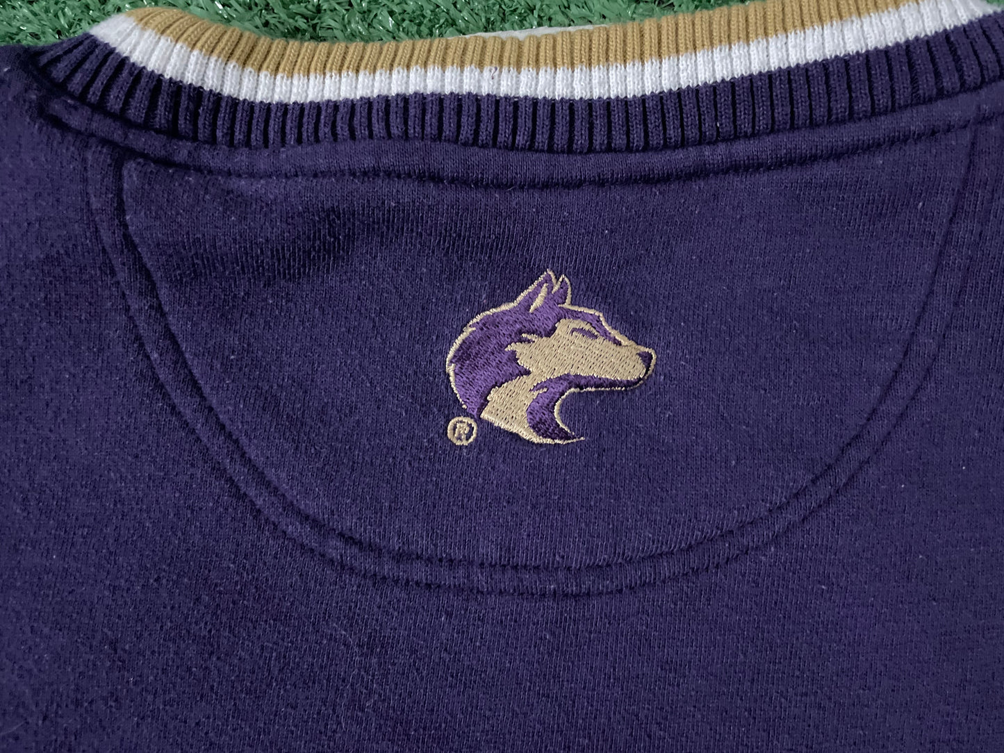 Vintage 1990s UW university of Washington Huskies crewneck