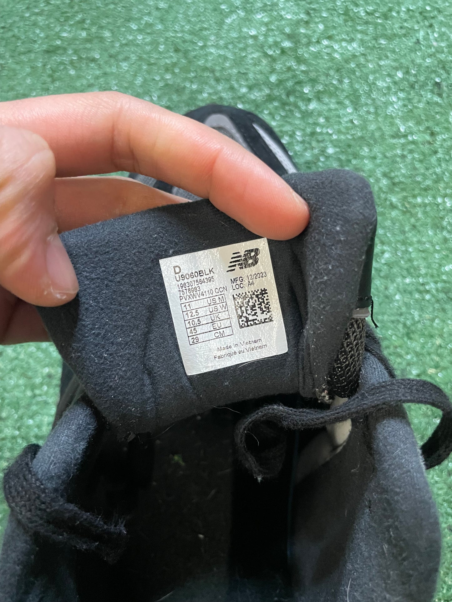 New Balance 9060 black castlerock grey size 11men/12.5women