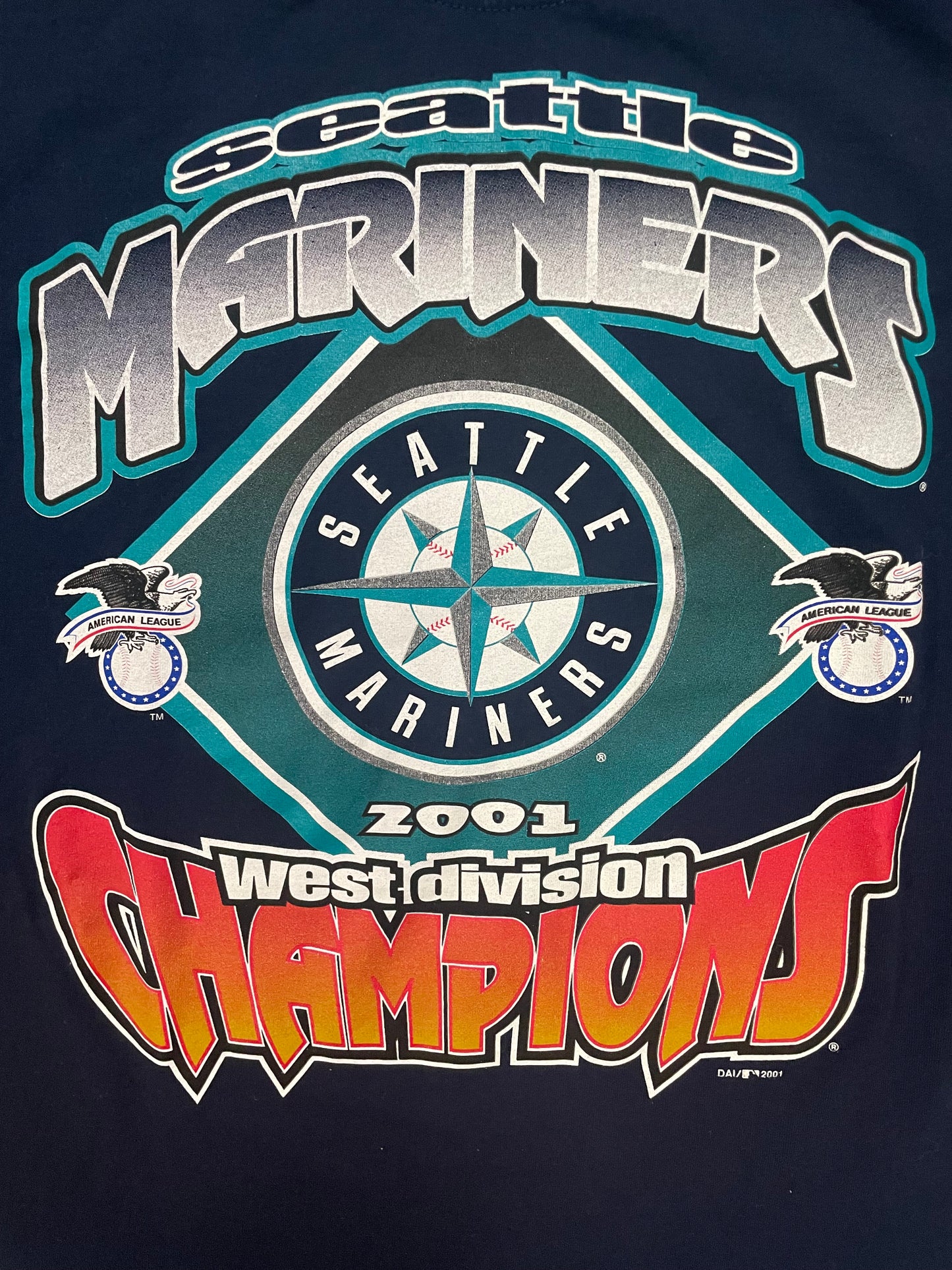 Vintage 2001 Seattle Mariners western division champions tee