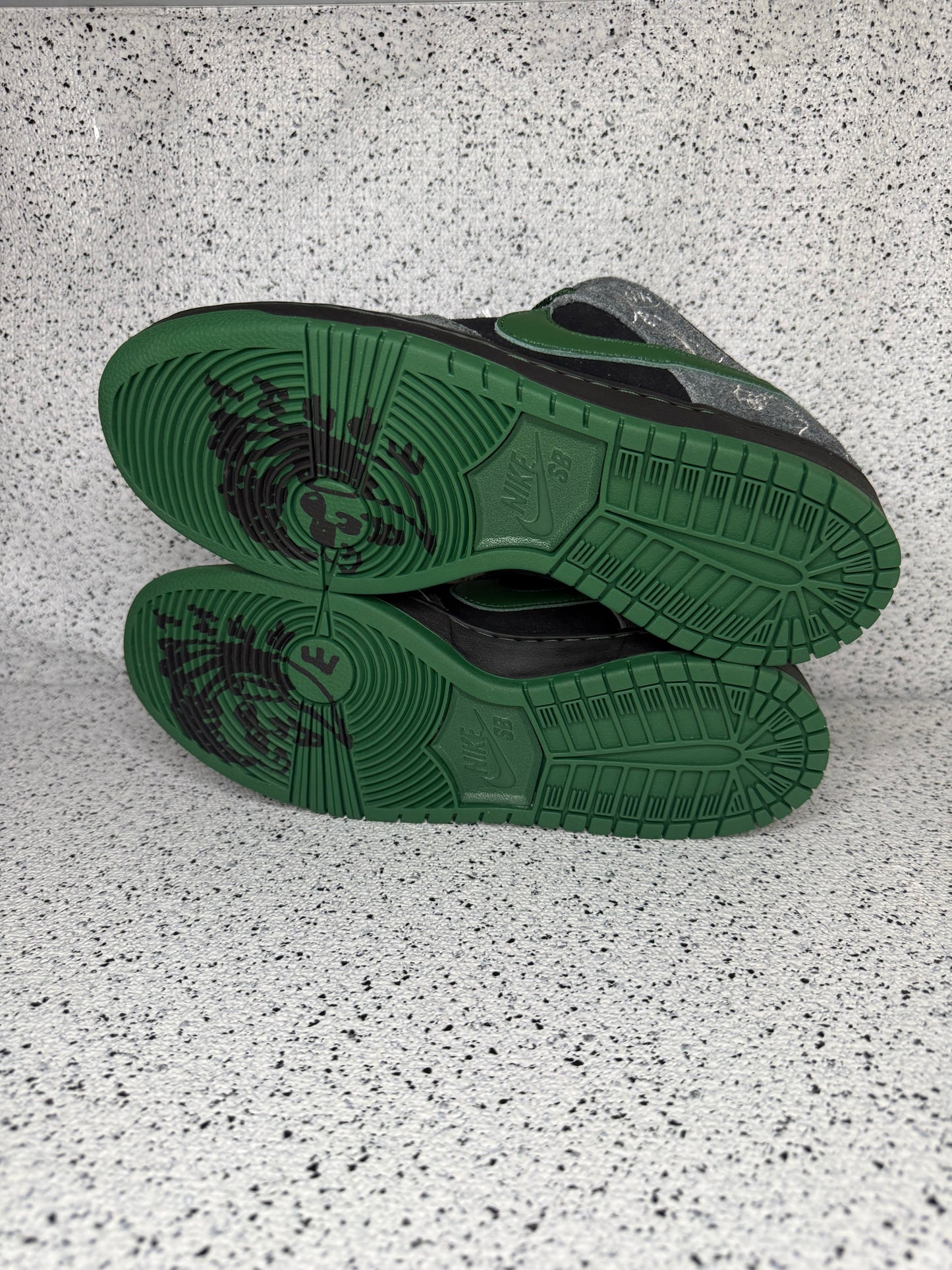 Nike Dunk SB Low There Skateboards