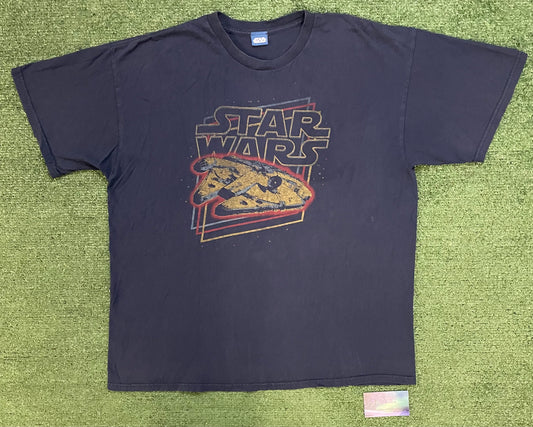 Vintage 2000s Star Wars Millennium falcon tee