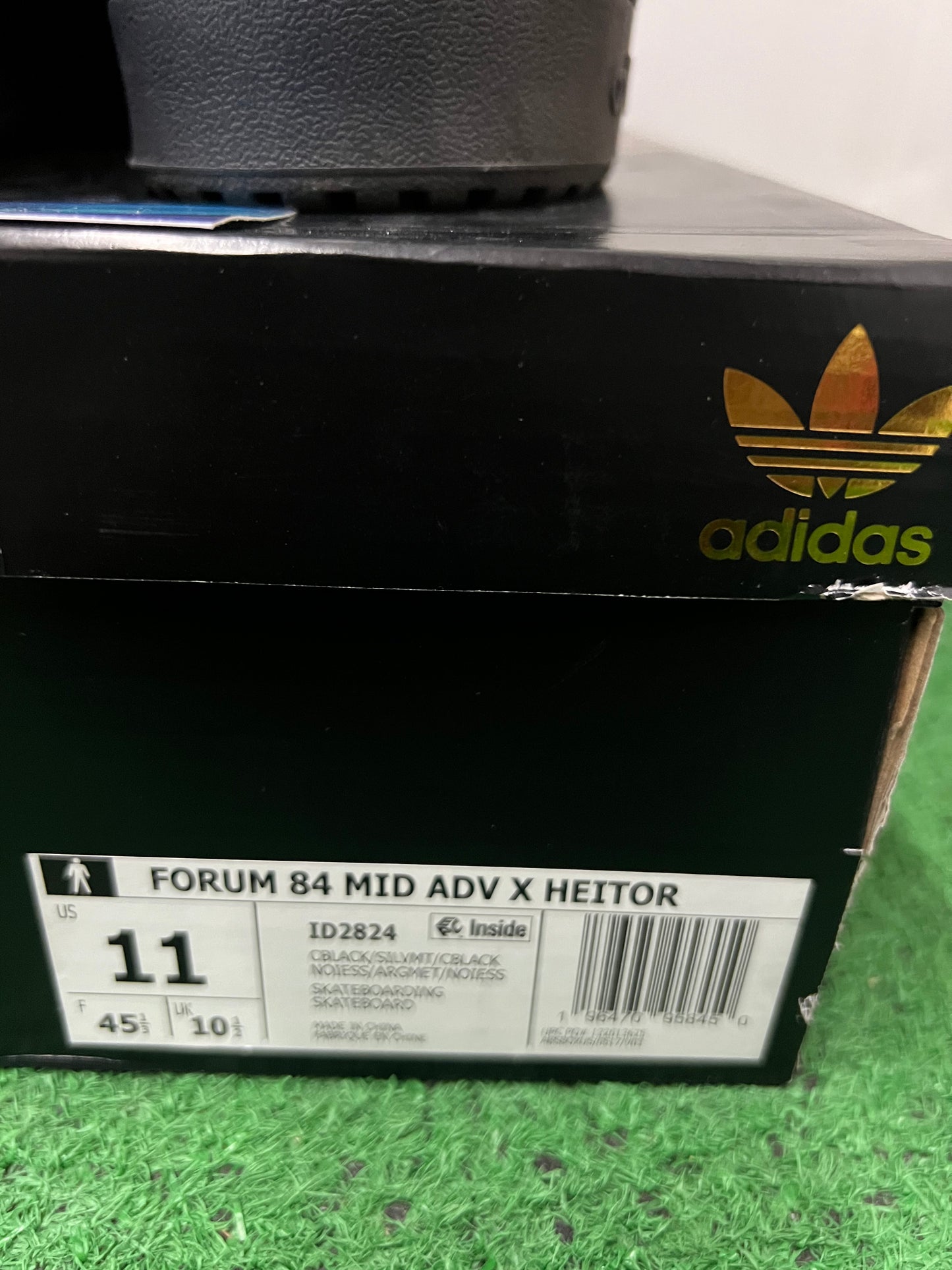 Adidas forum 84 mid Heitor Da Silva size 11men/12.5women