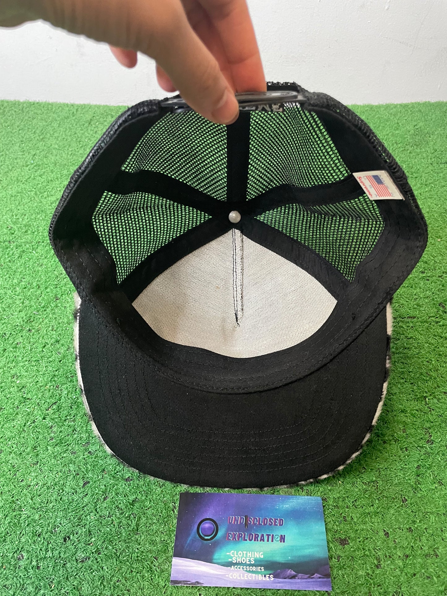 Supreme leopard mesh hat