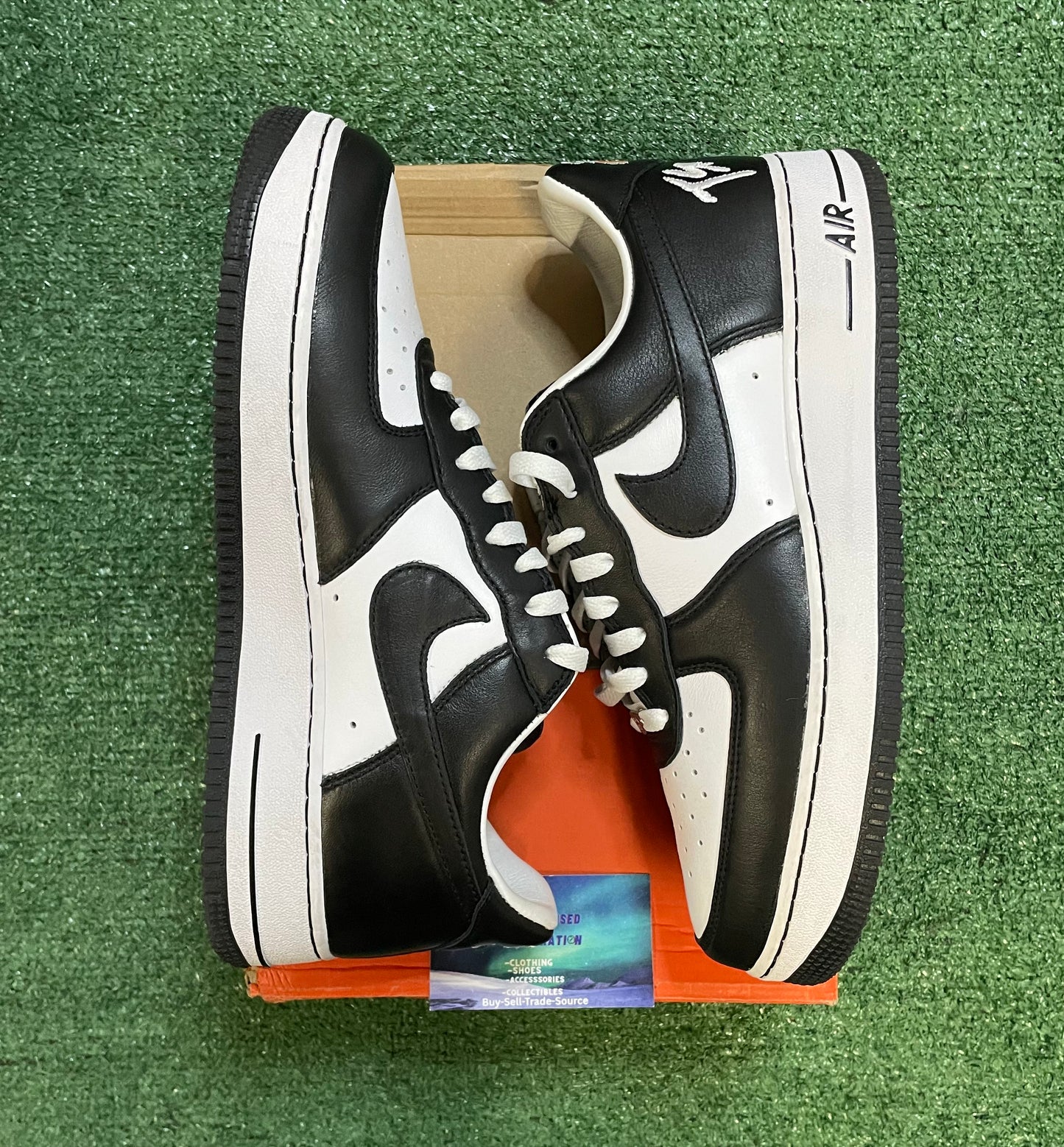 Air Force 1 Low terror squad low blackout size 10.5men/12women